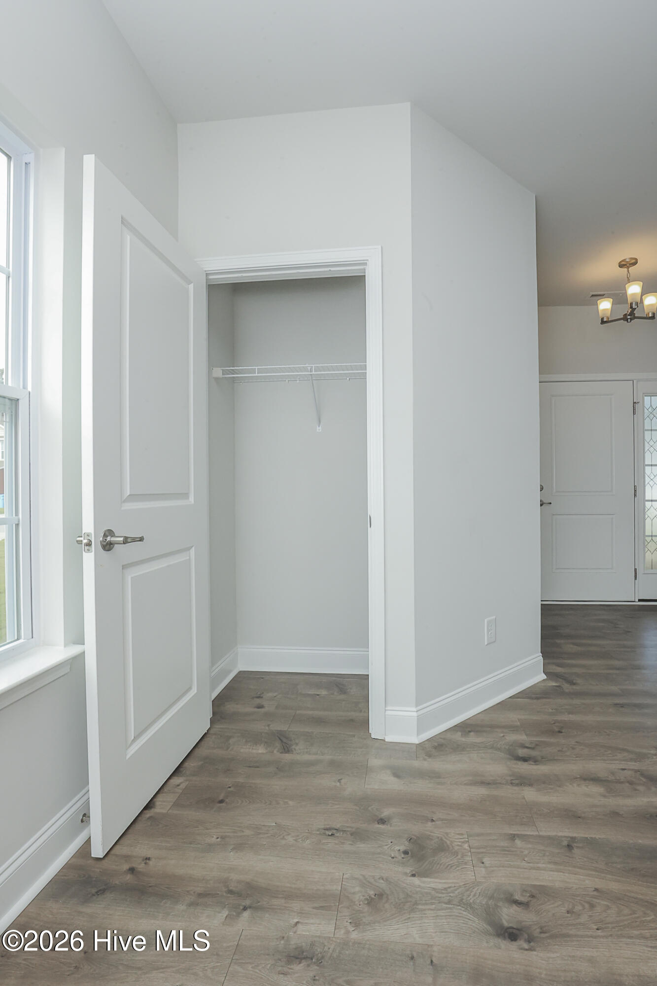 761 Greenwich Place Property Photo 6