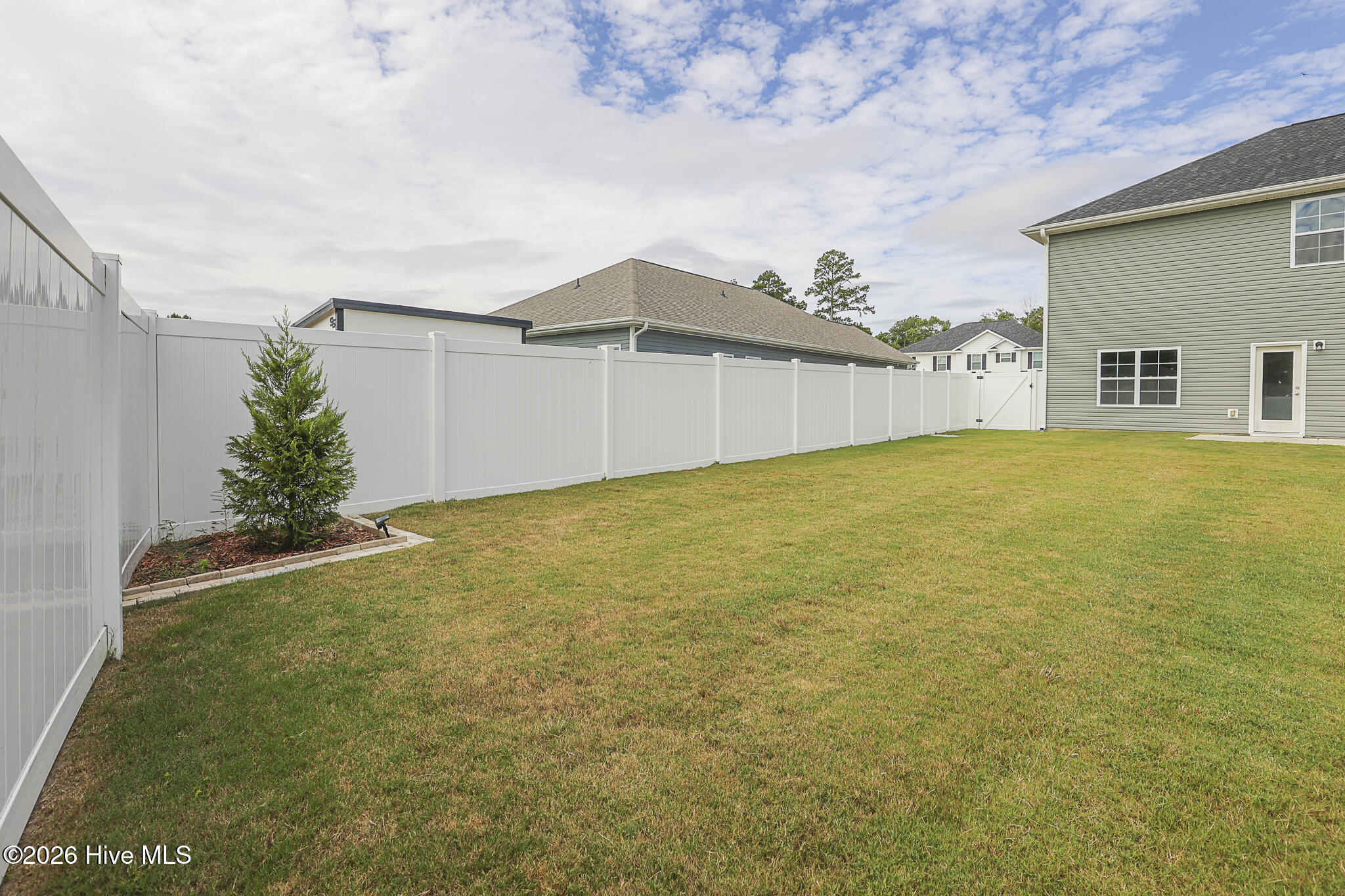 761 Greenwich Place Property Photo 41
