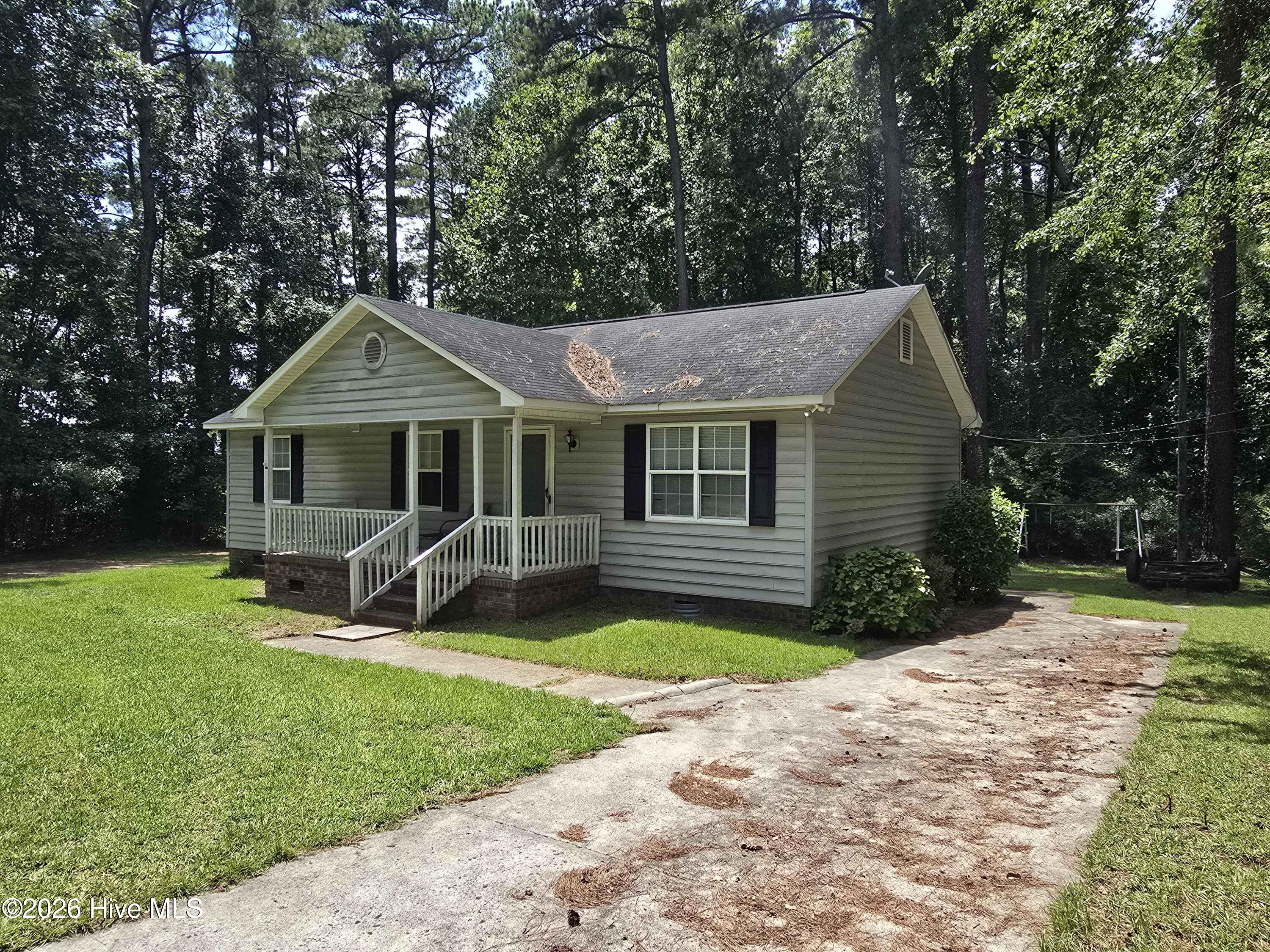 1117 Avalon Drive Property Photo 1