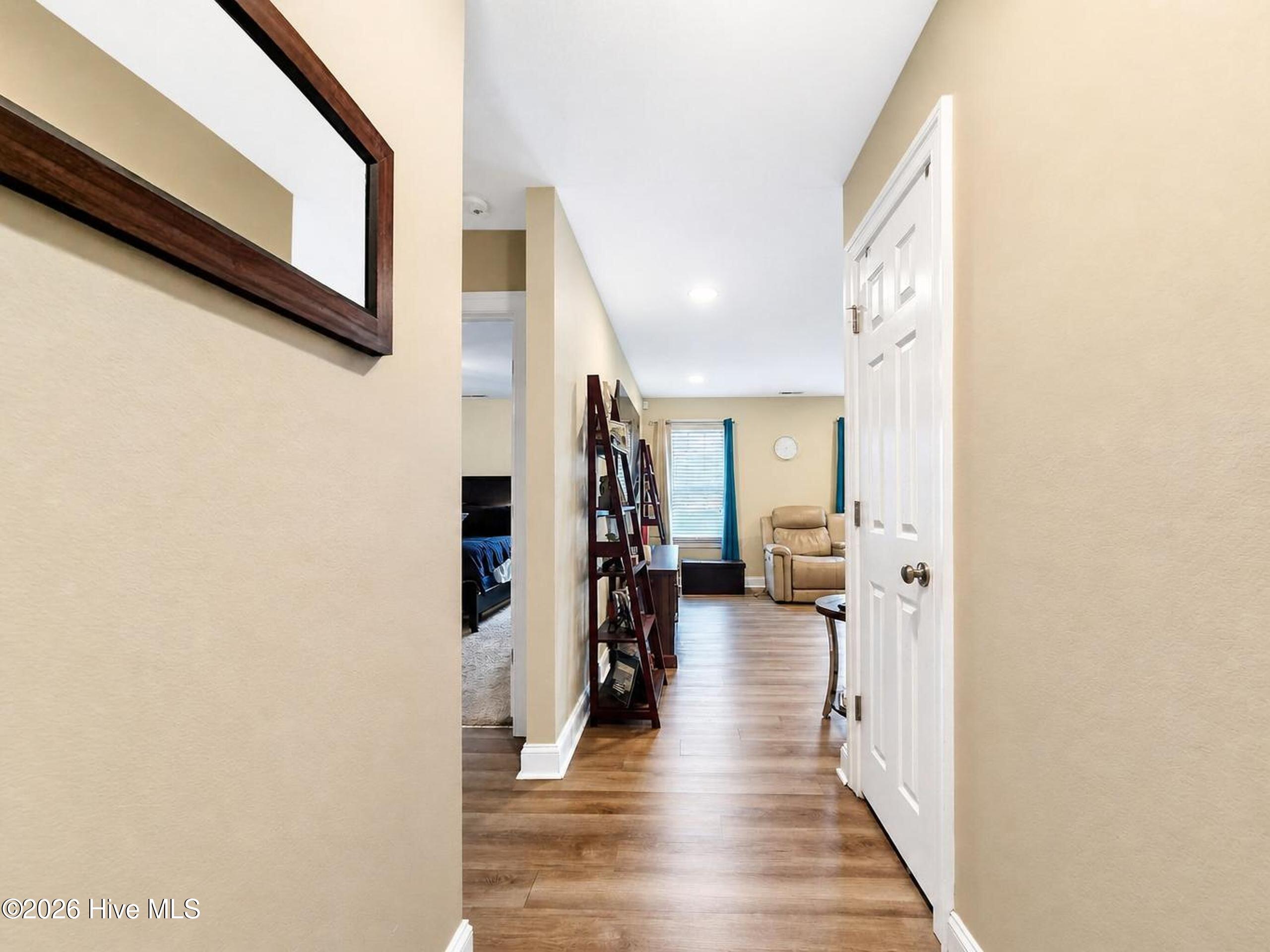 1660 Cedar Point Circle Property Photo 2