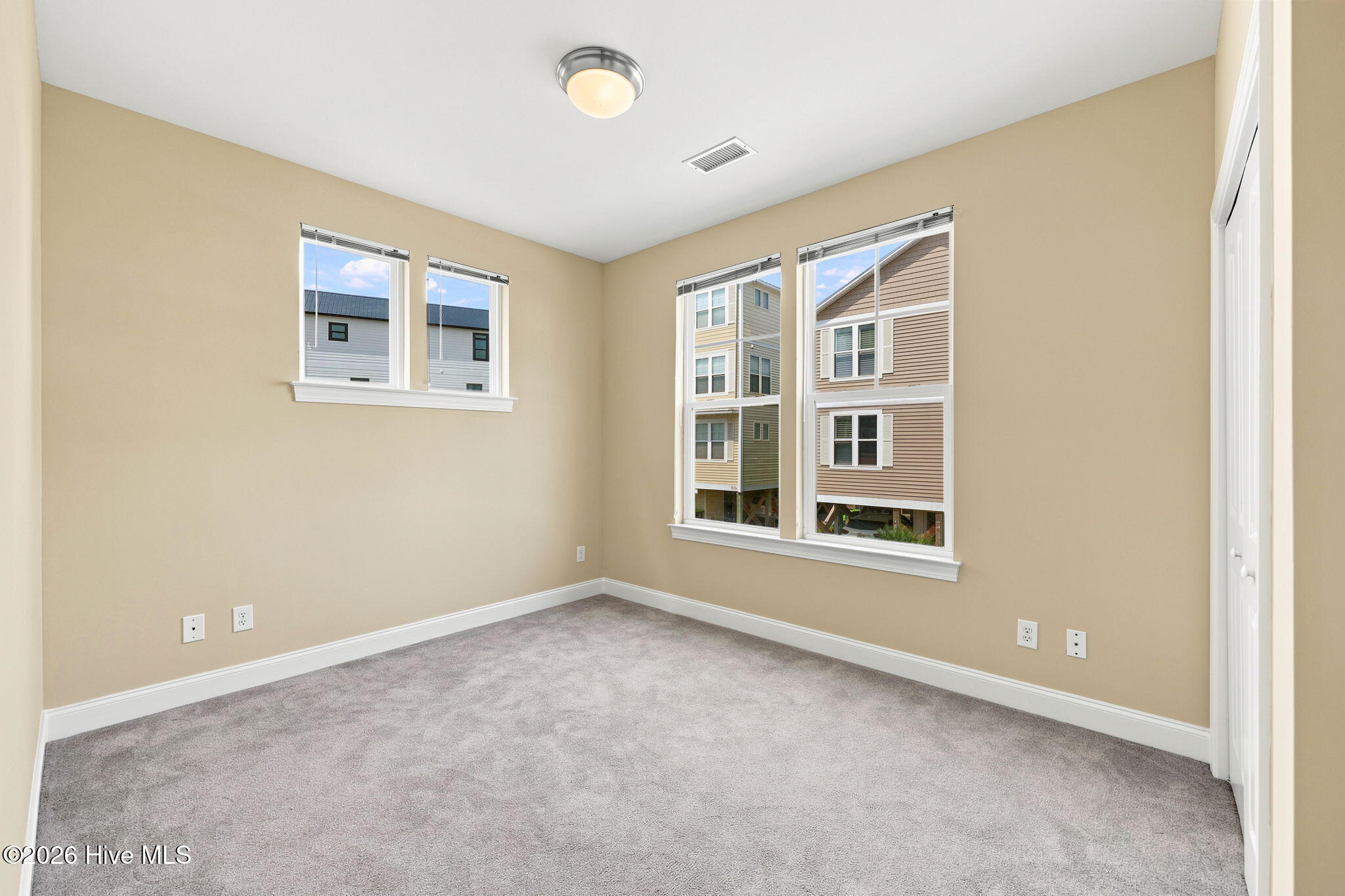 108 Egret Landing Court B Property Photo 34