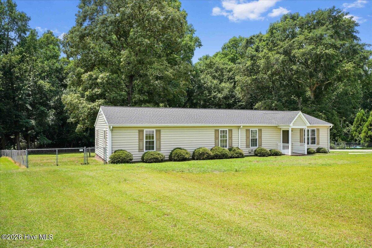 204 Wanda Drive Property Photo 2