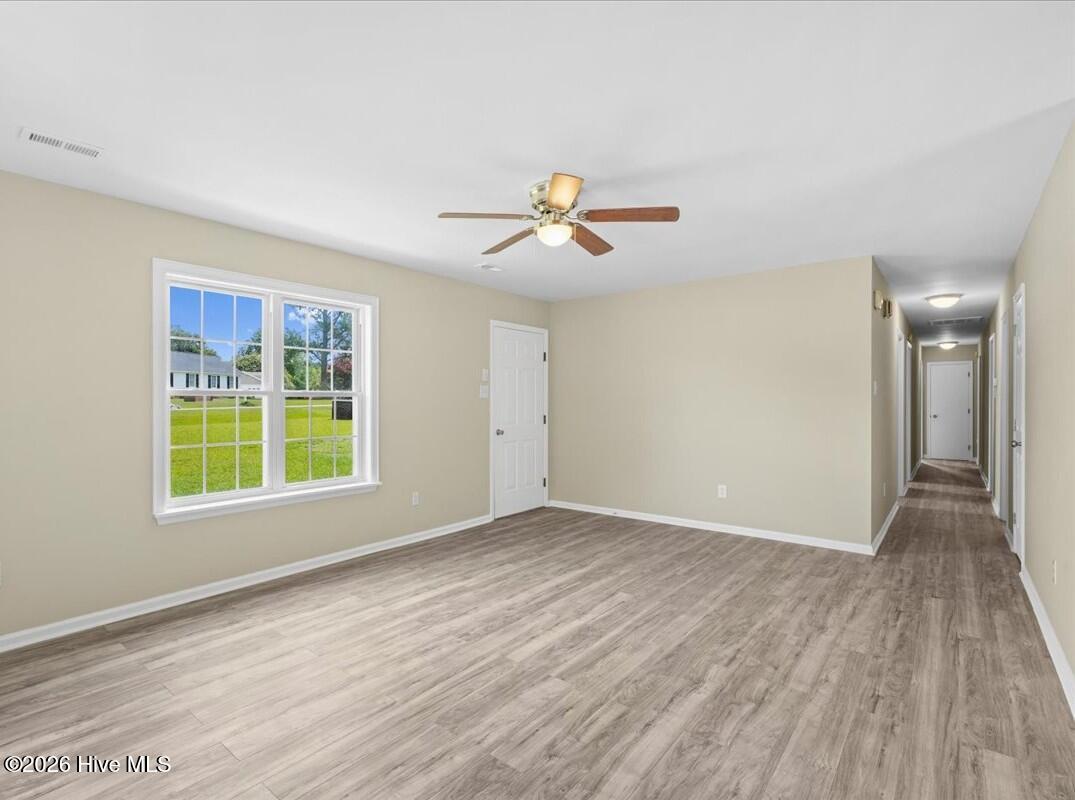 204 Wanda Drive Property Photo 6