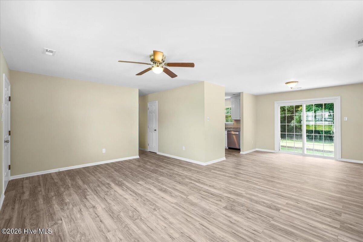 204 Wanda Drive Property Photo 9
