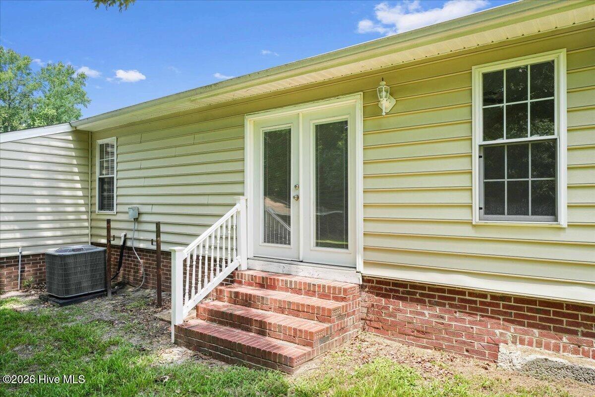 204 Wanda Drive Property Photo 28