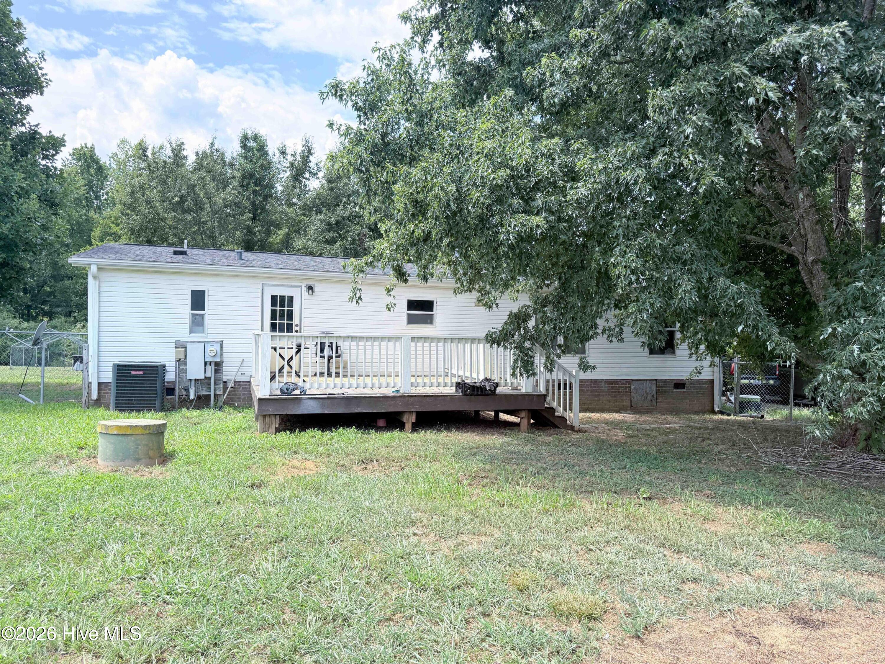 1309 Lora Ann Drive Property Photo 2