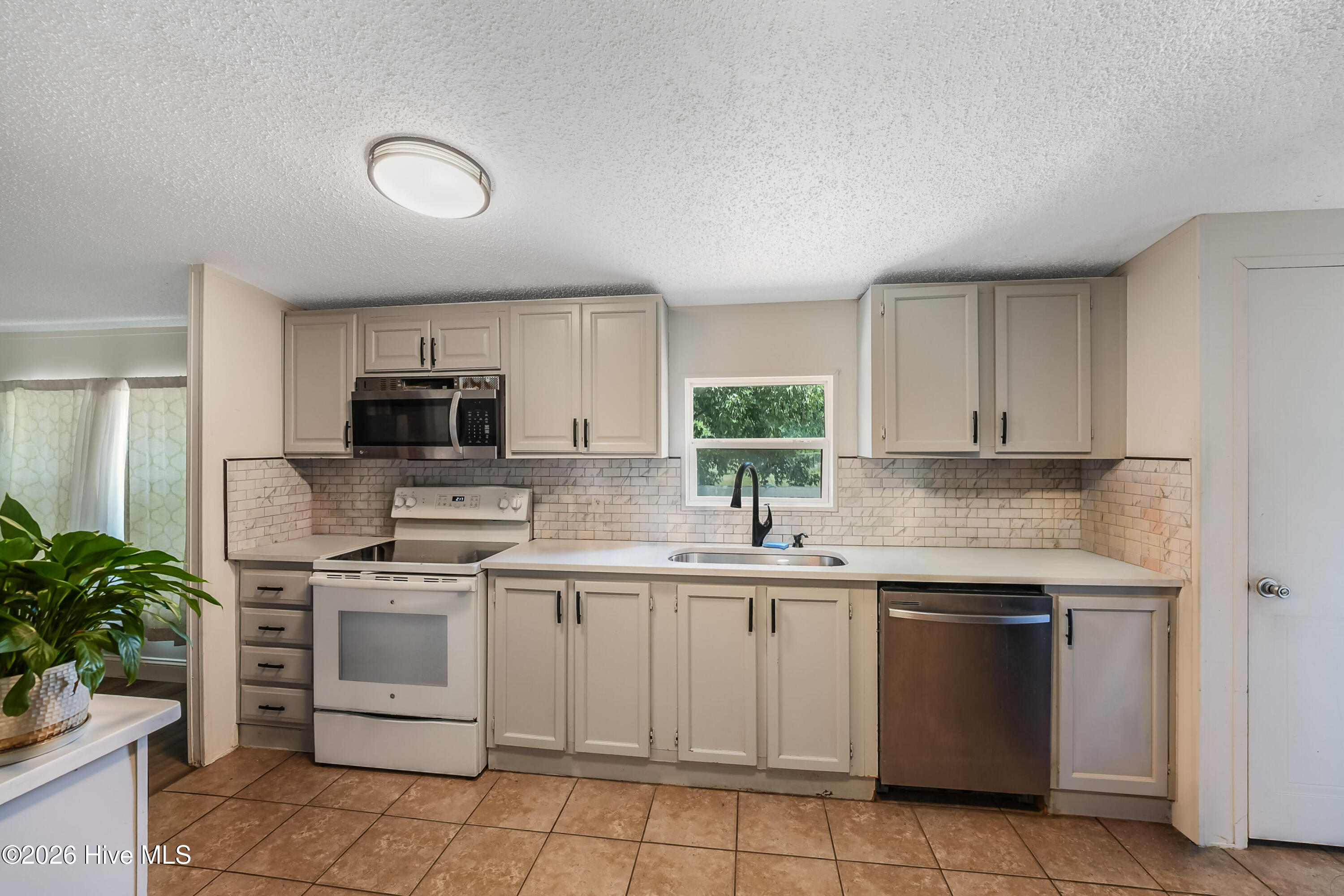 1309 Lora Ann Drive Property Photo 9