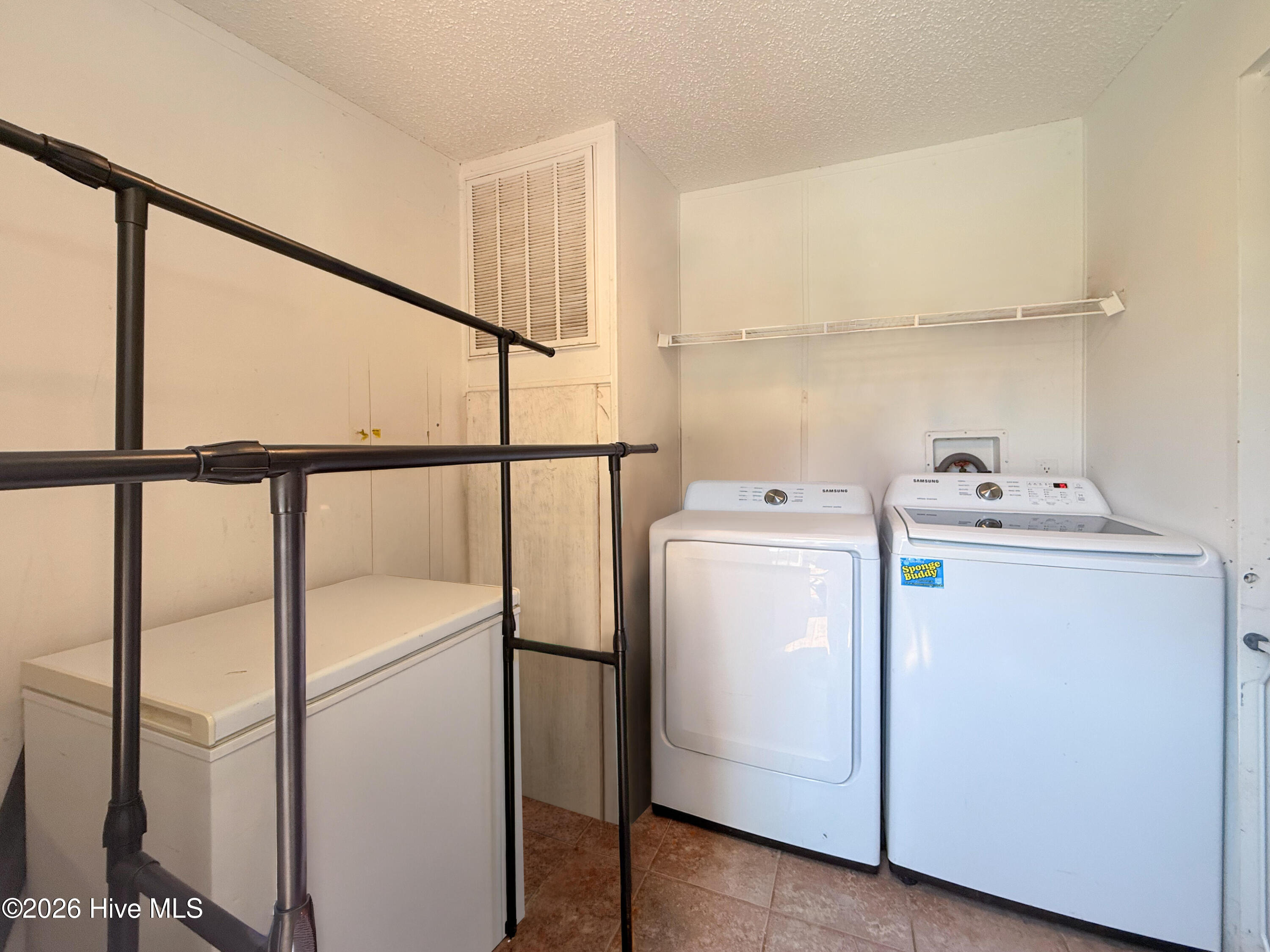 1309 Lora Ann Drive Property Photo 25