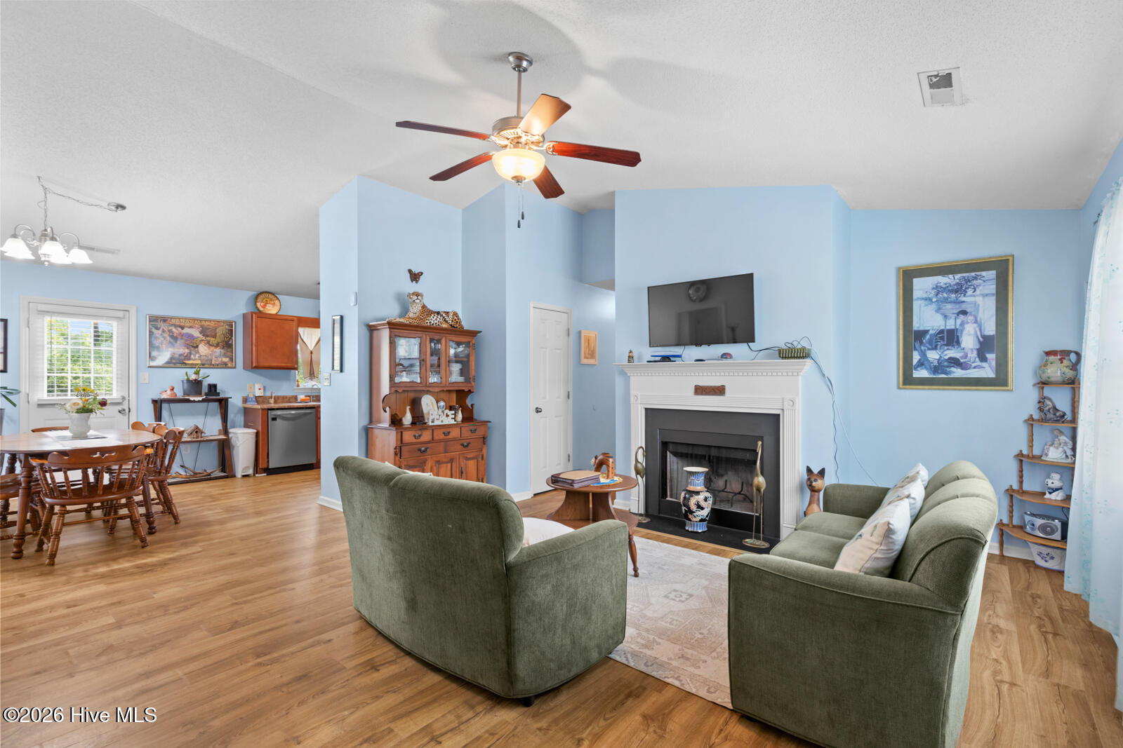 110 Pear Tree Lane Property Photo 4