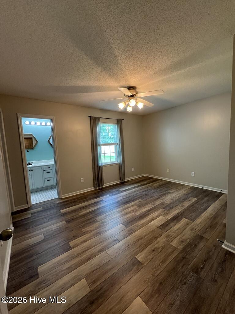118 Pear Tree Lane Property Photo 9