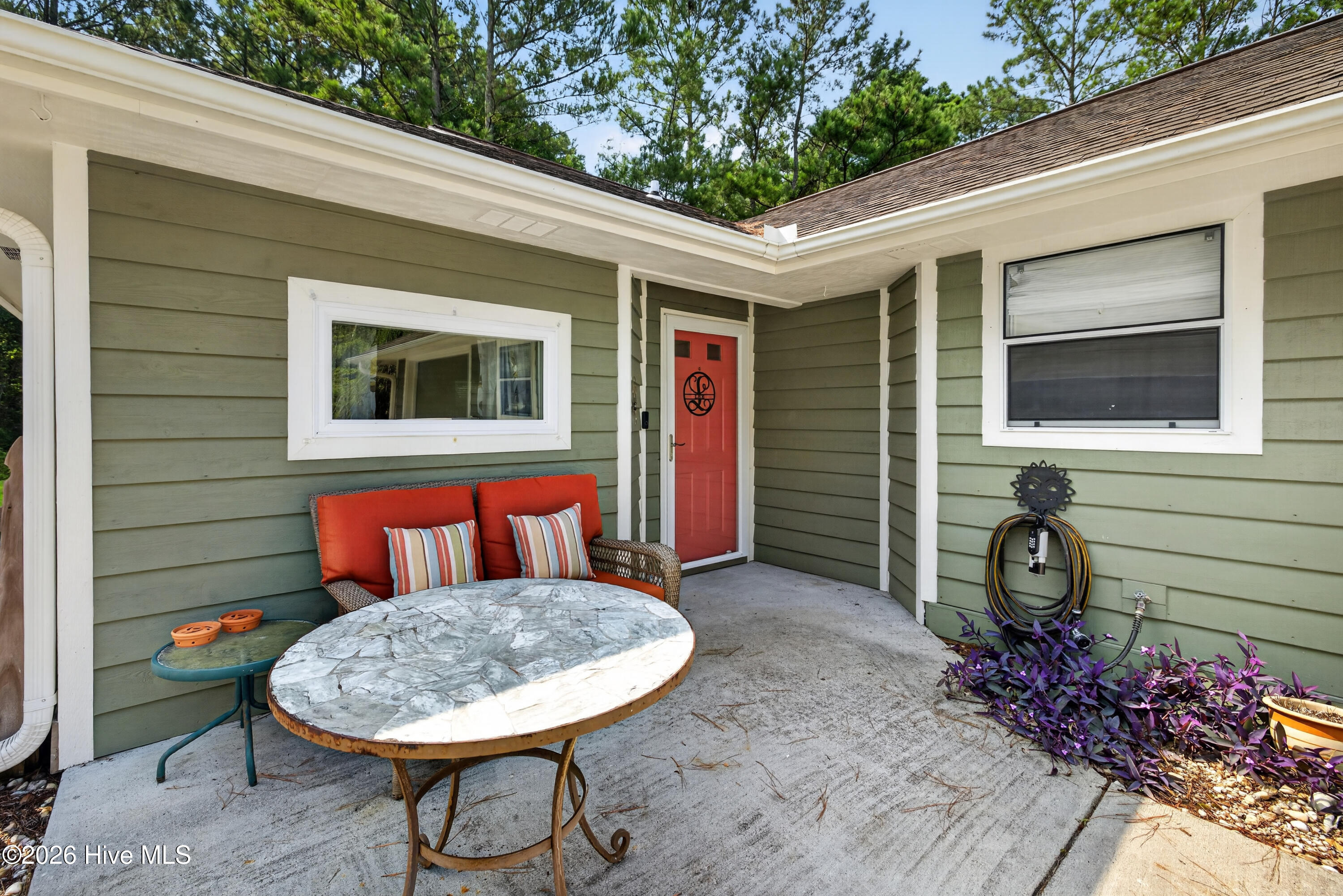 128 Red Bird Lane Property Photo 6