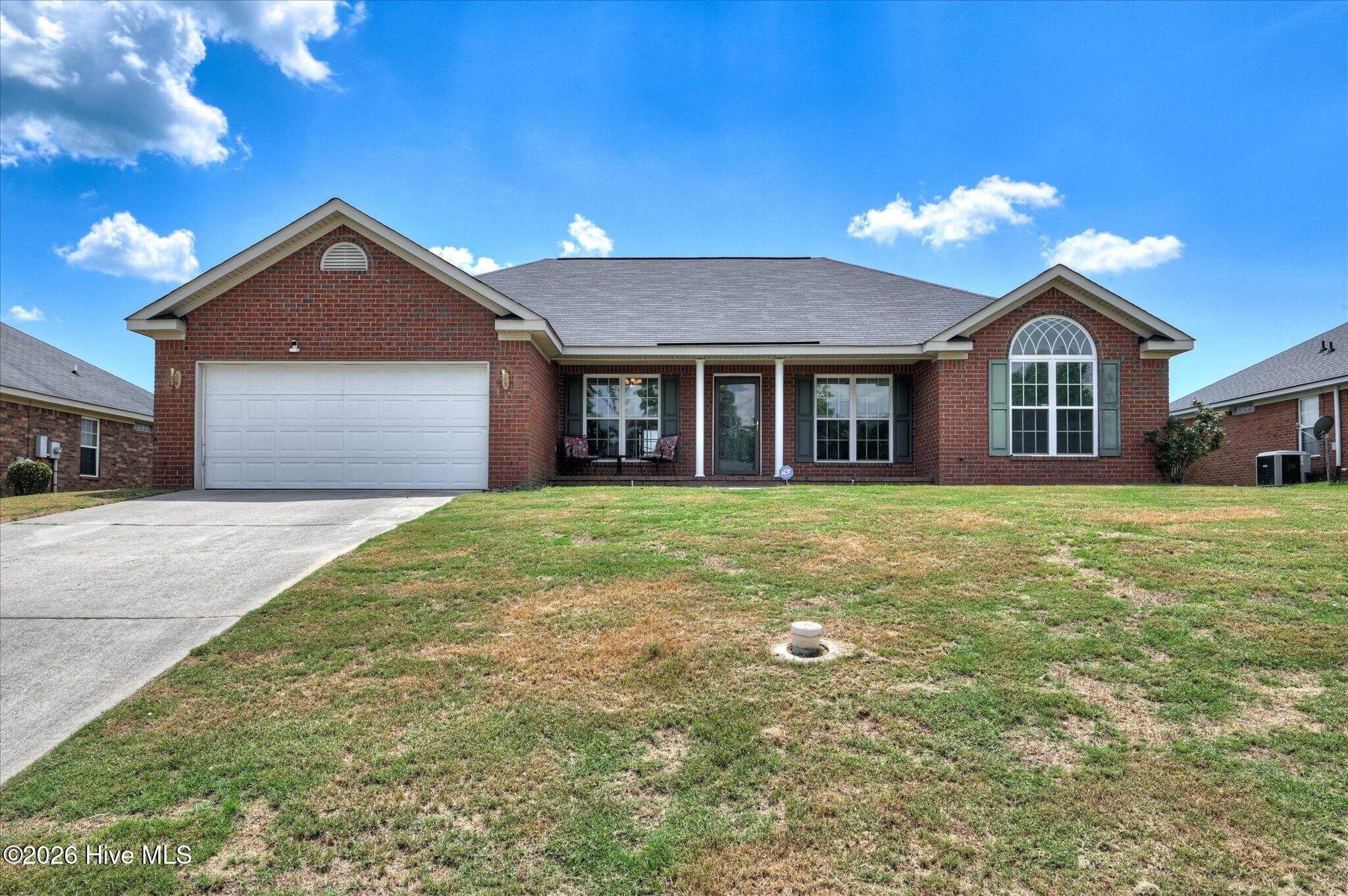 1828 Heathers Way Property Photo