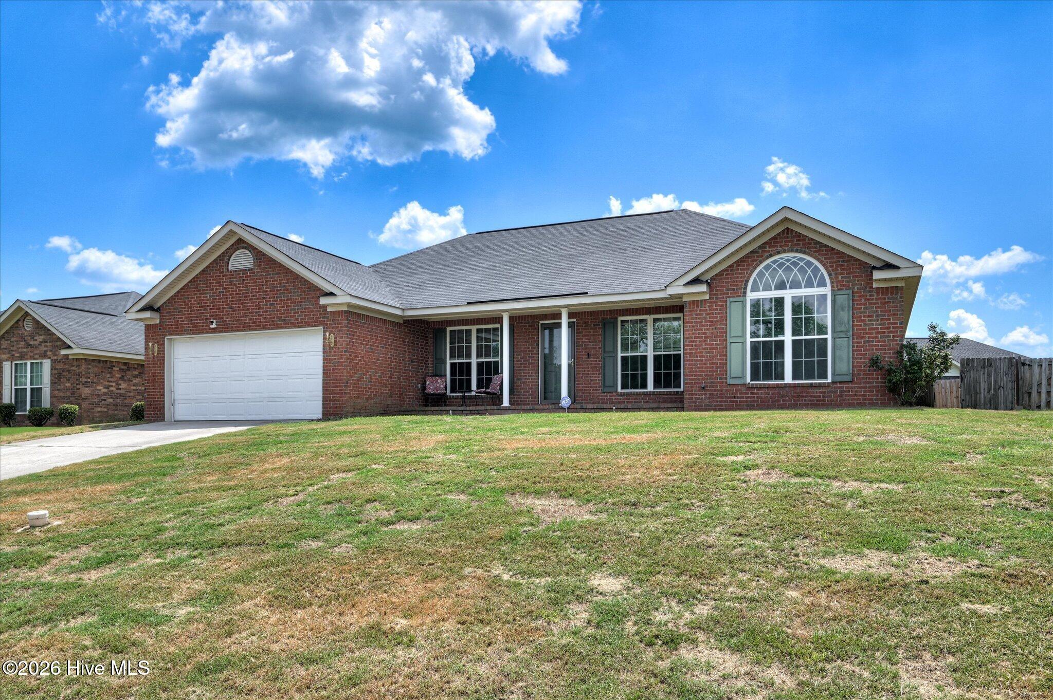 1828 Heathers Way Property Photo 2