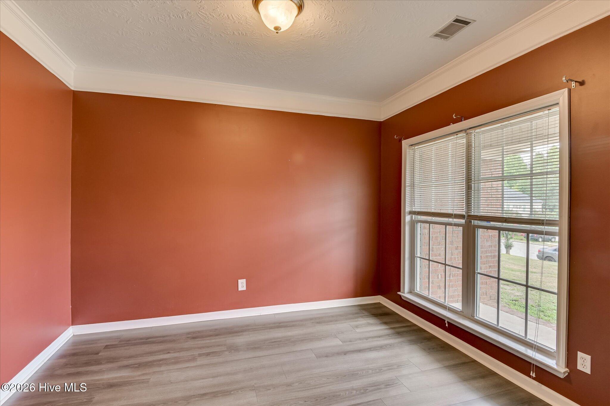 1828 Heathers Way Property Photo 6