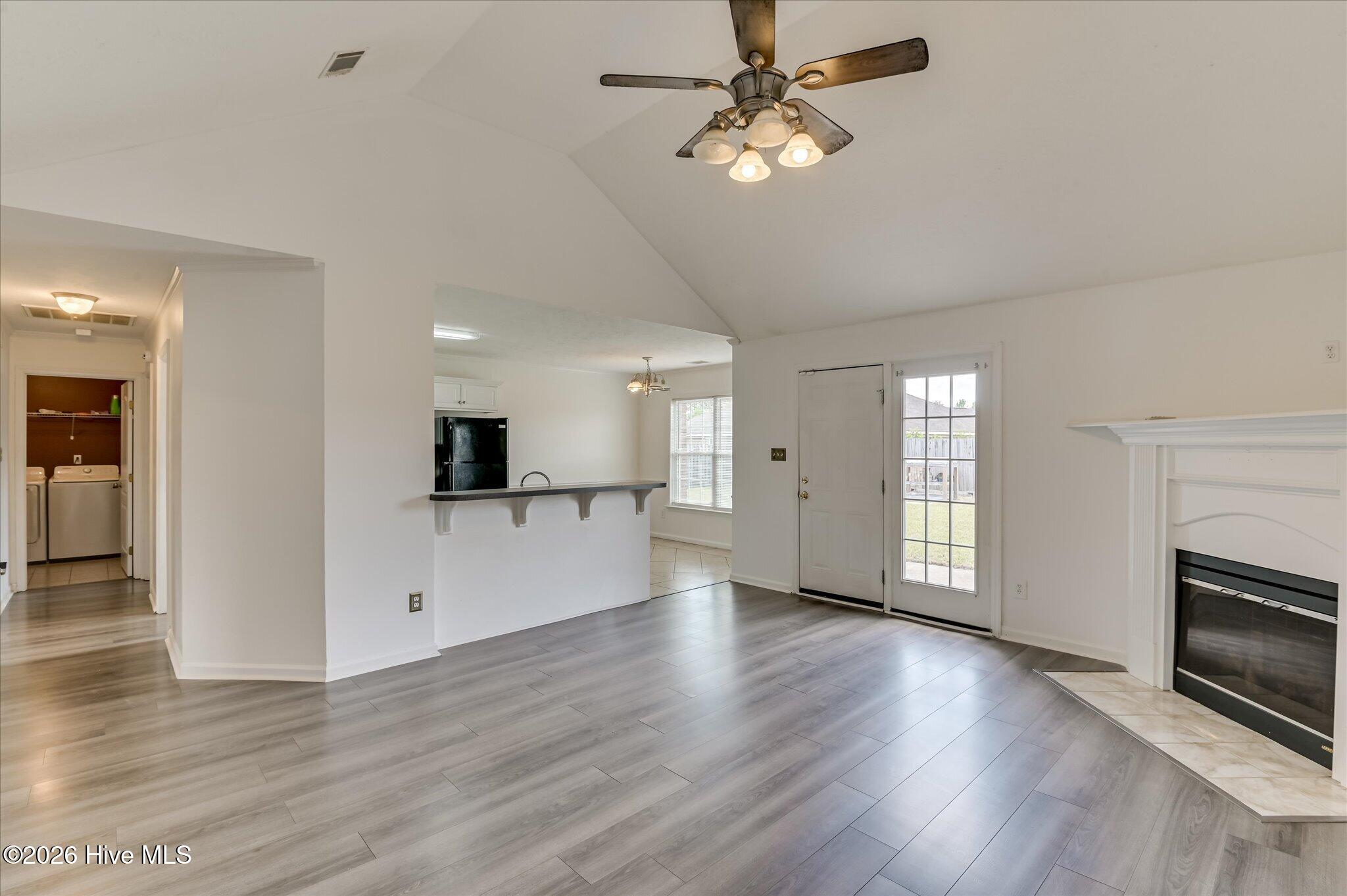 1828 Heathers Way Property Photo 11