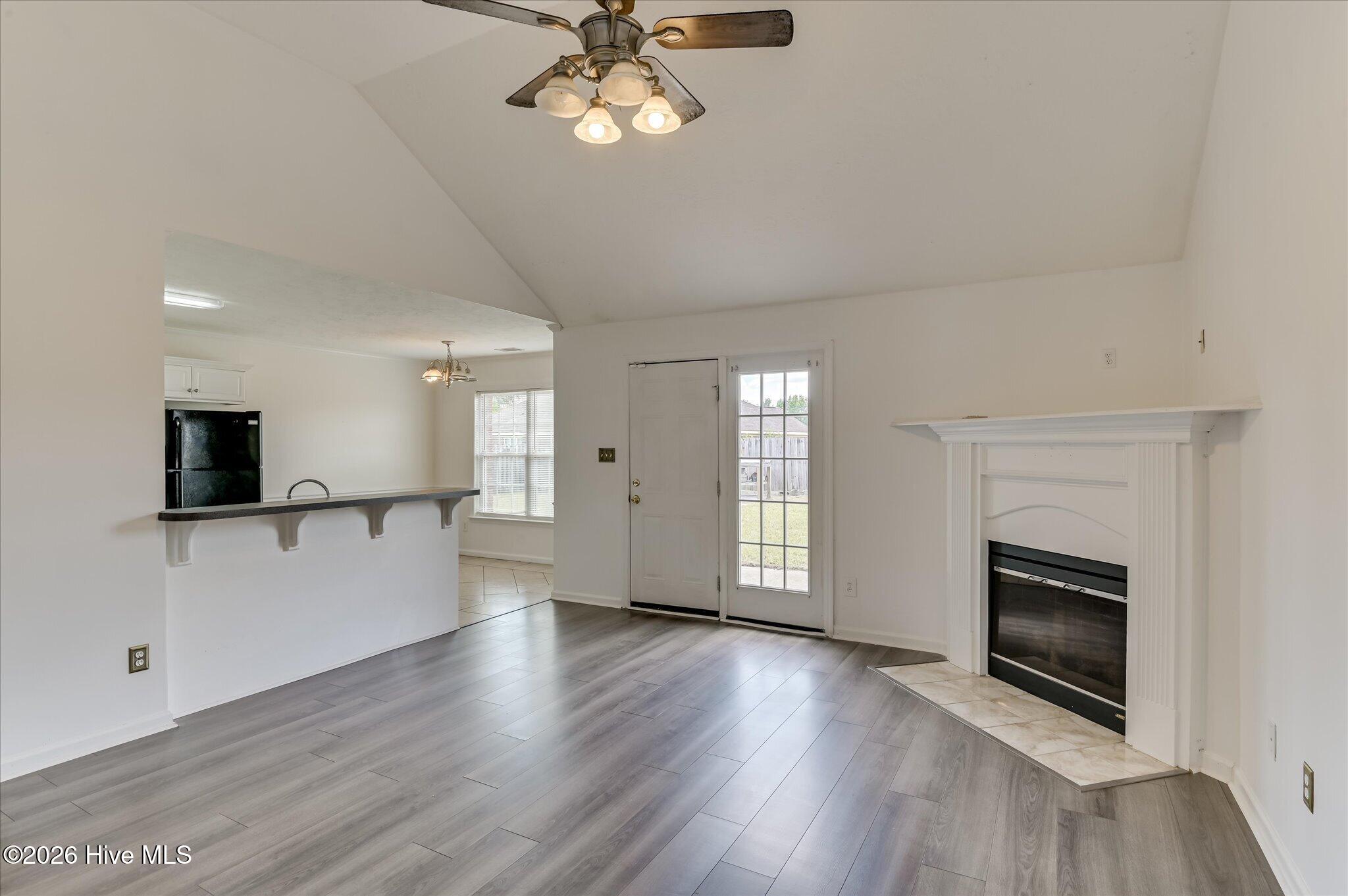 1828 Heathers Way Property Photo 12
