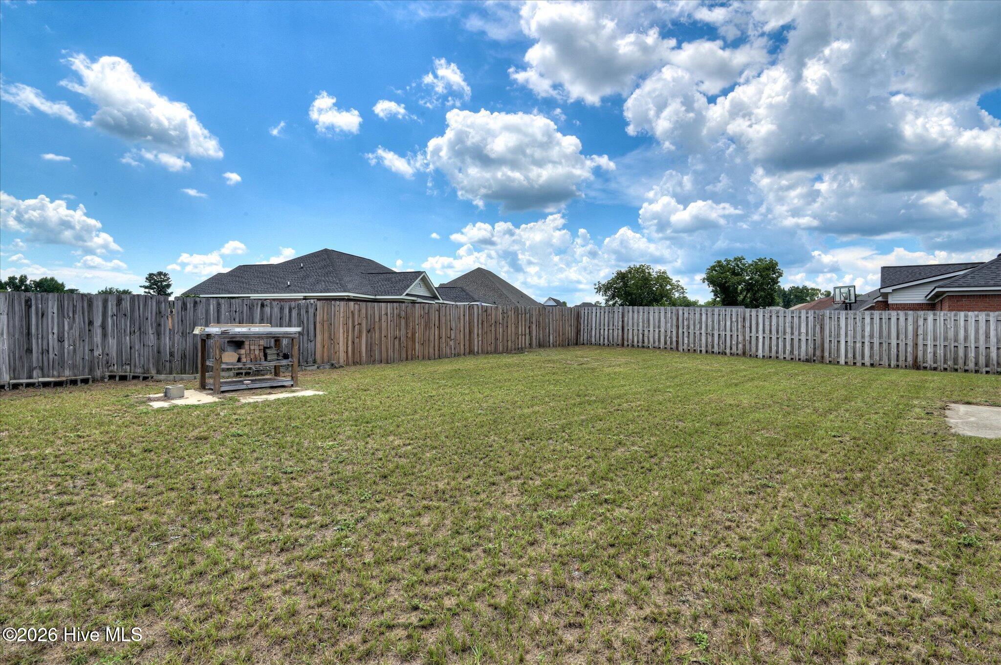 1828 Heathers Way Property Photo 32