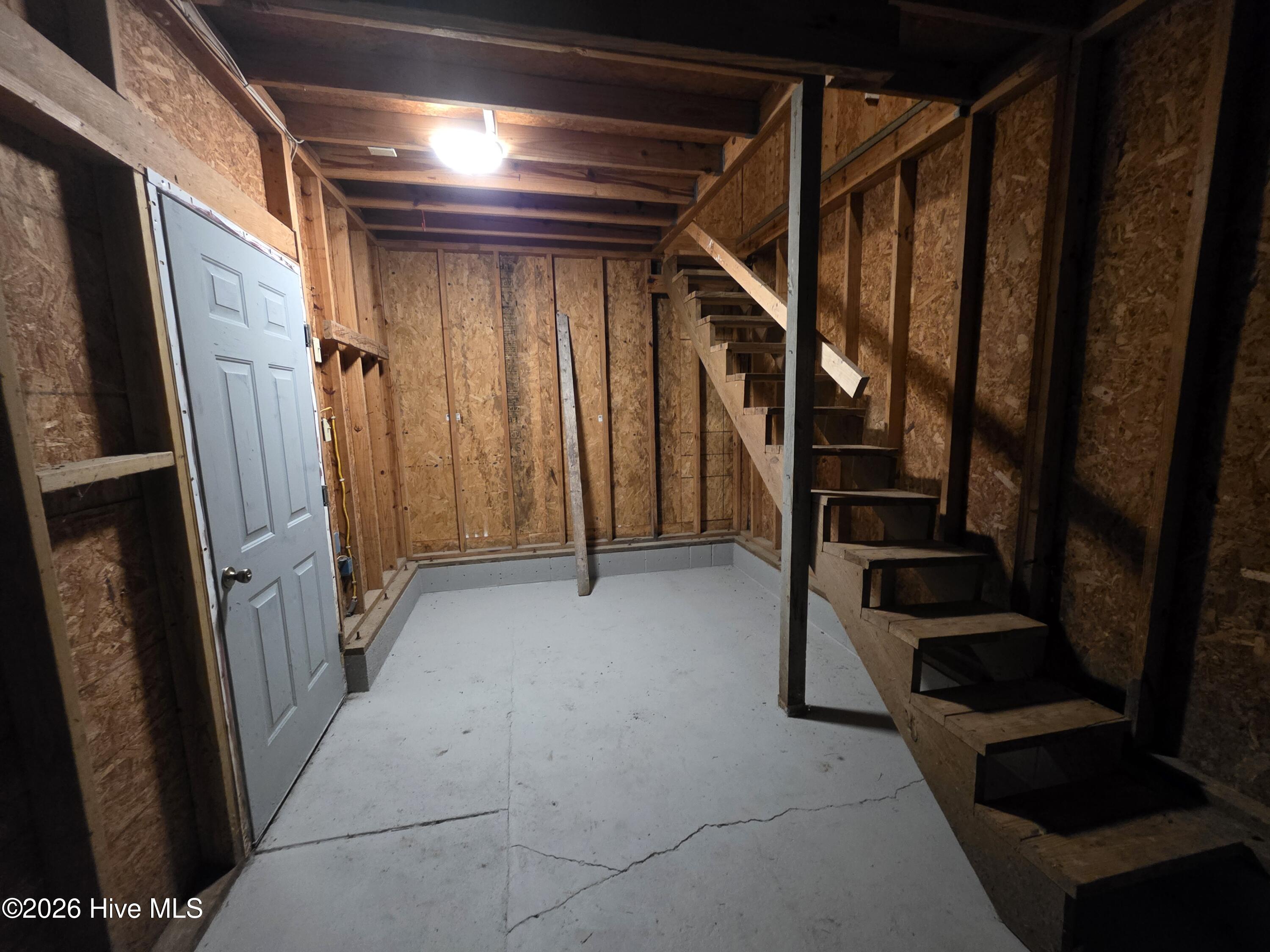 507 Fox Run Road Property Photo 32