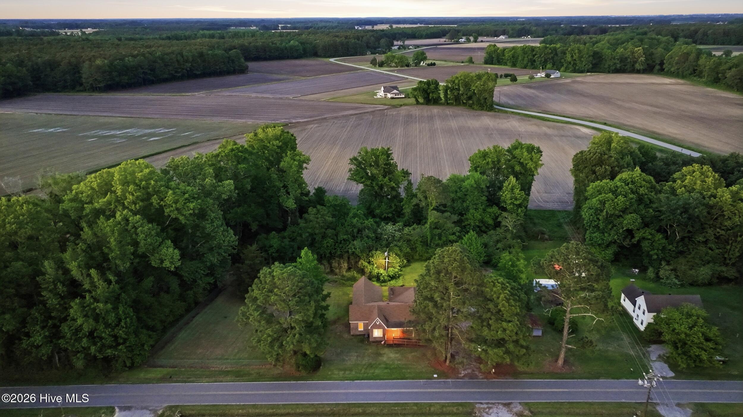631 Selwin Road Property Photo 6