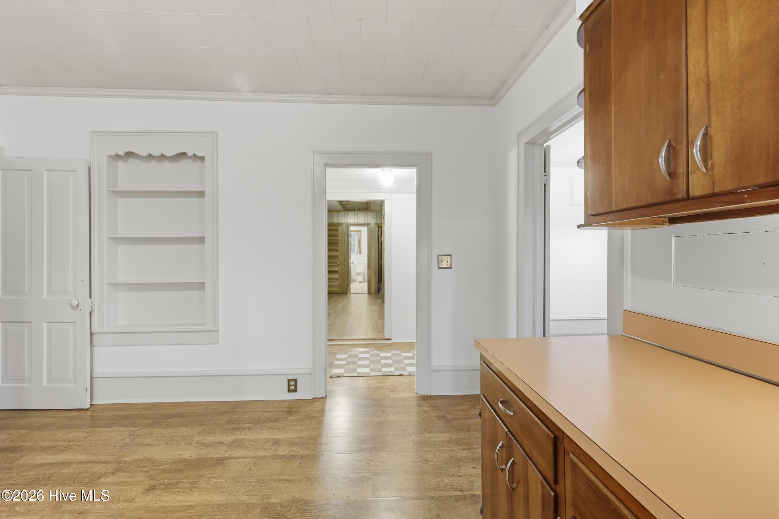 631 Selwin Road Property Photo 14
