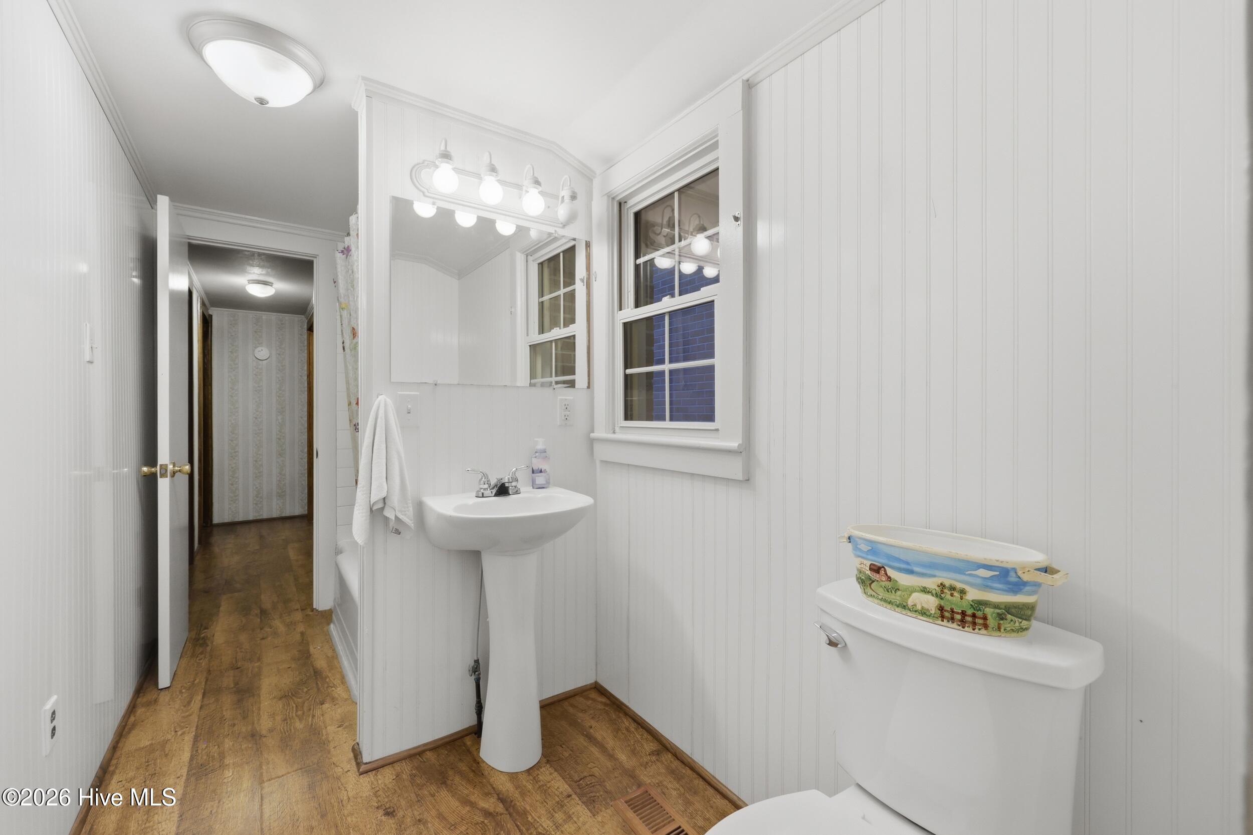 631 Selwin Road Property Photo 15