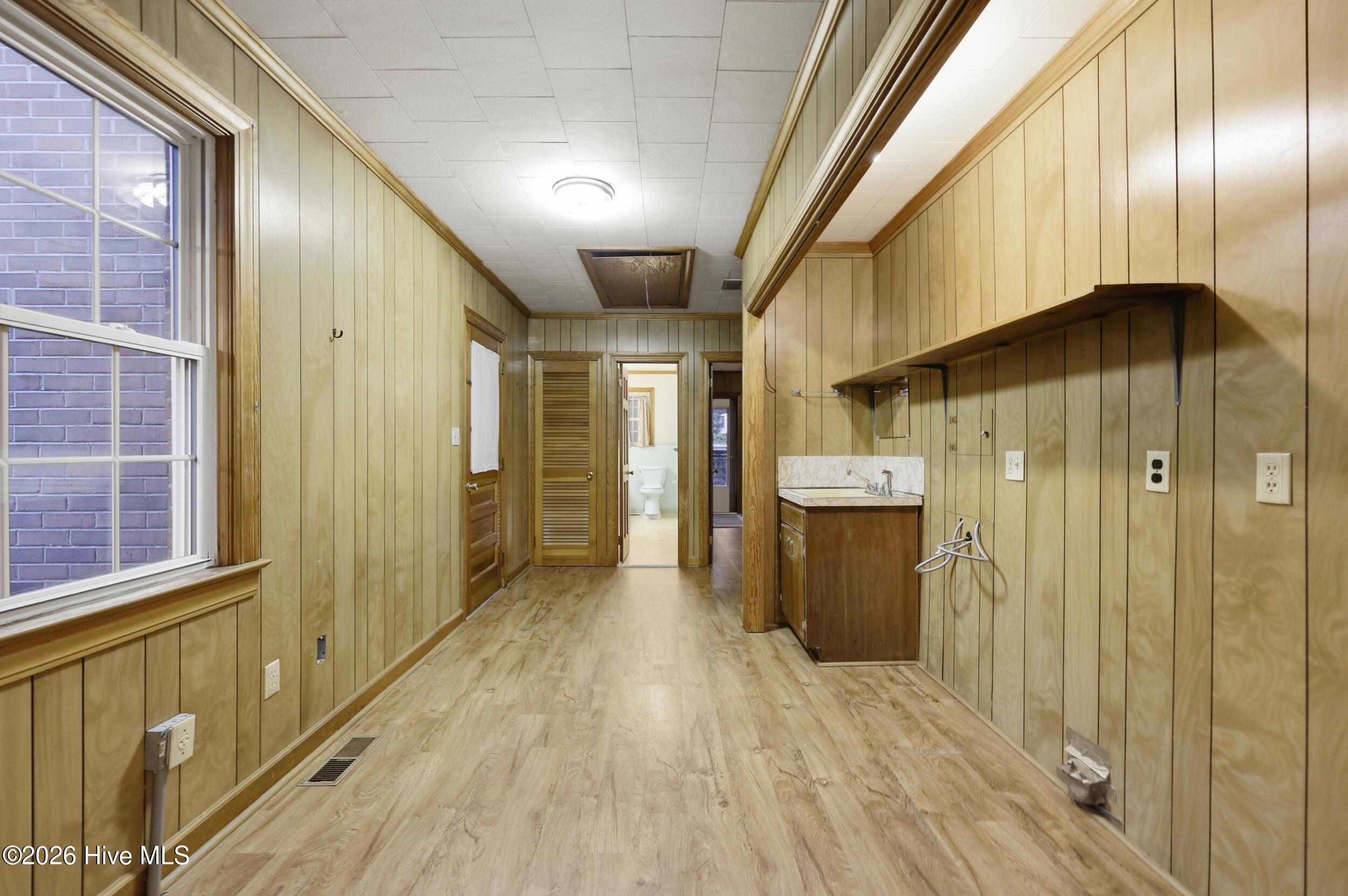 631 Selwin Road Property Photo 19