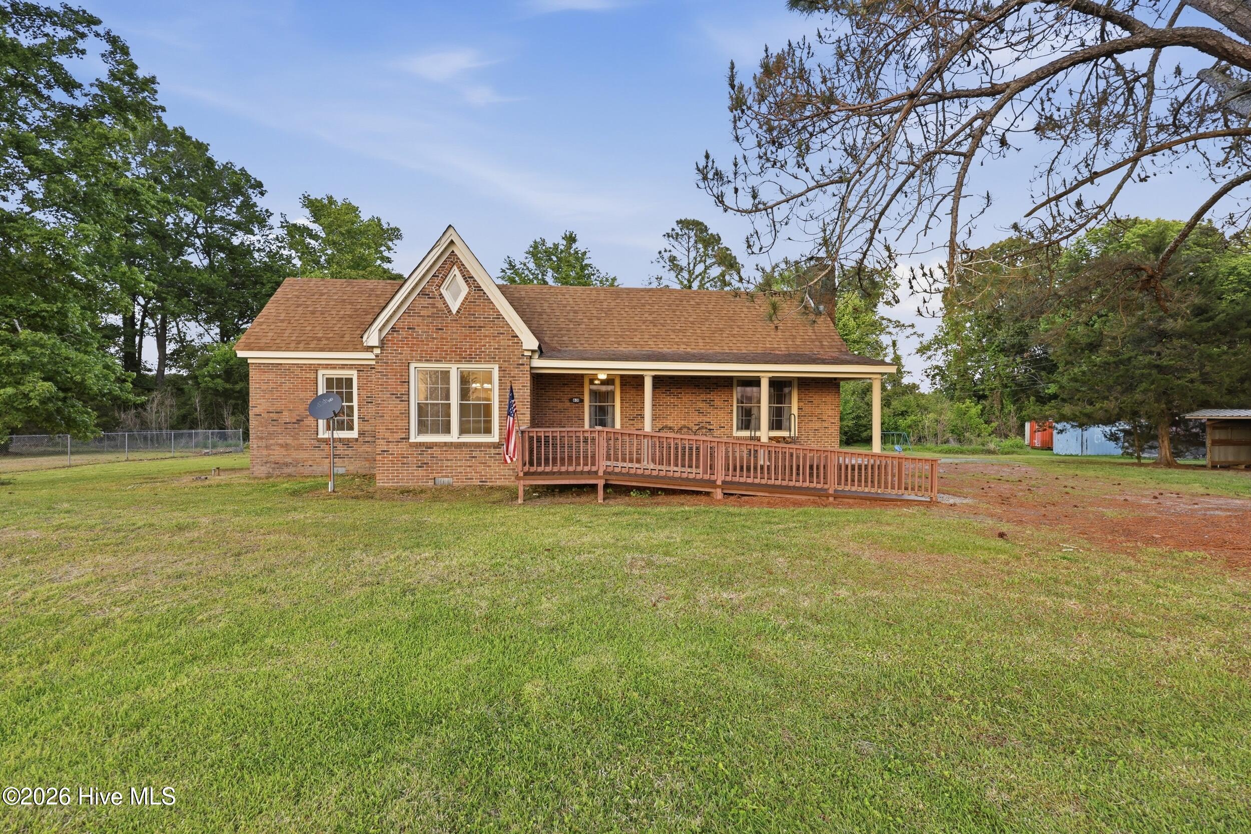 631 Selwin Road Property Photo 42