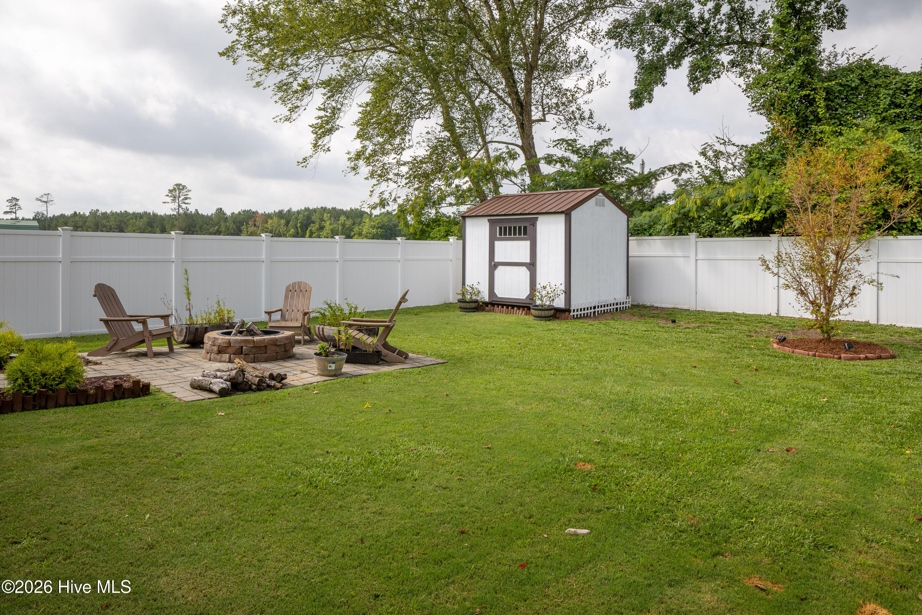 104 Cove Place Property Photo 25