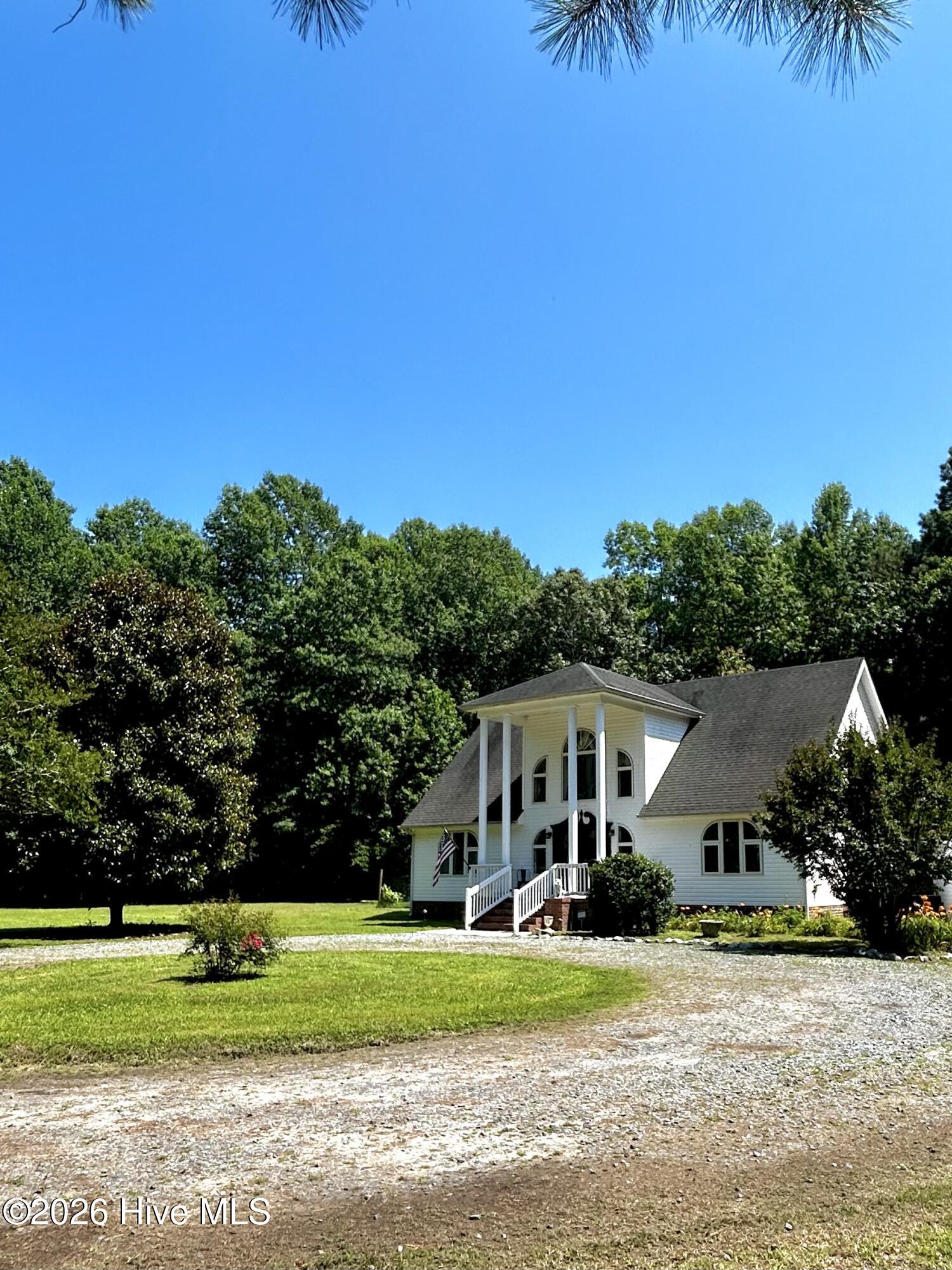 100 Cutter Lane Property Photo 1