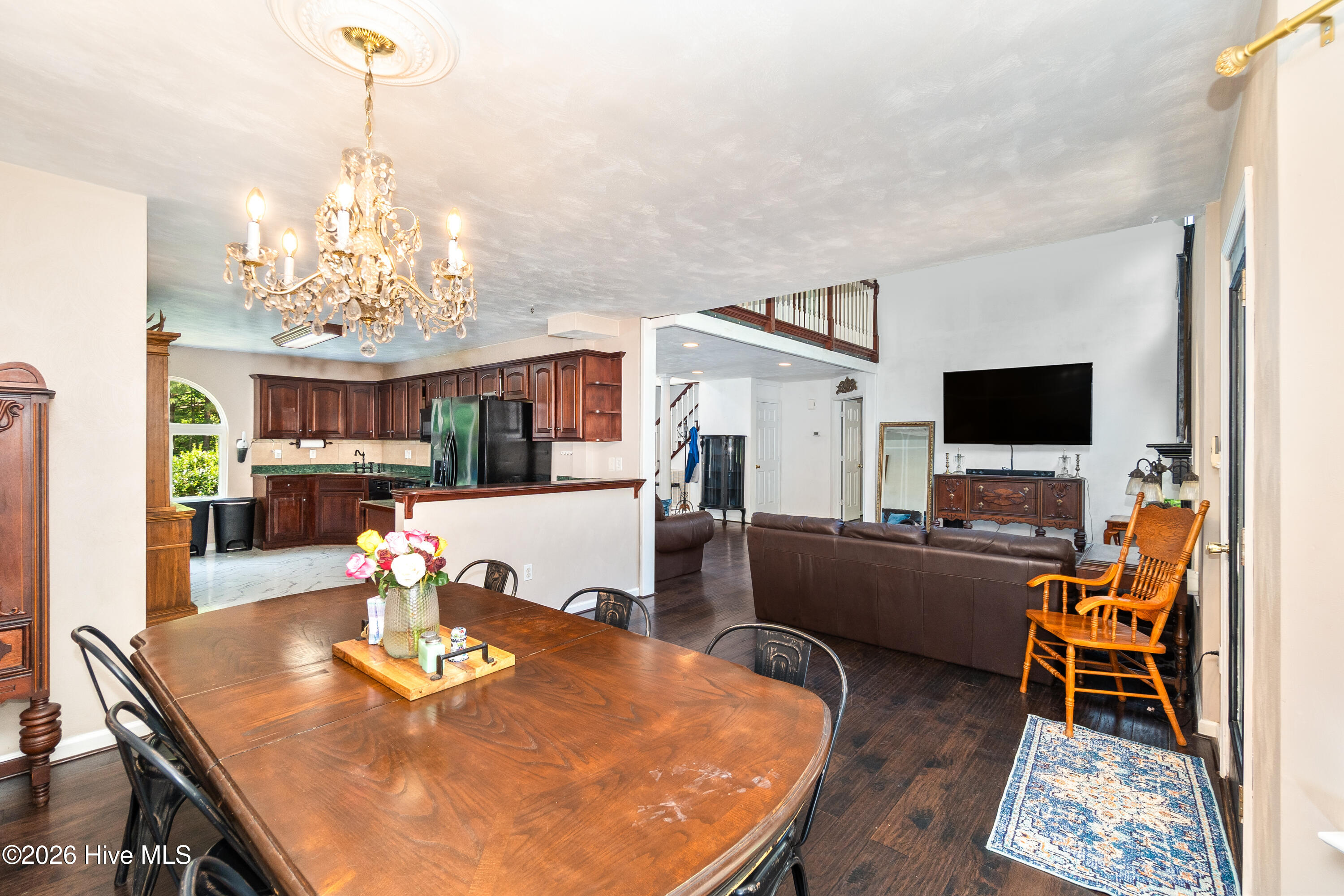 100 Cutter Lane Property Photo 19