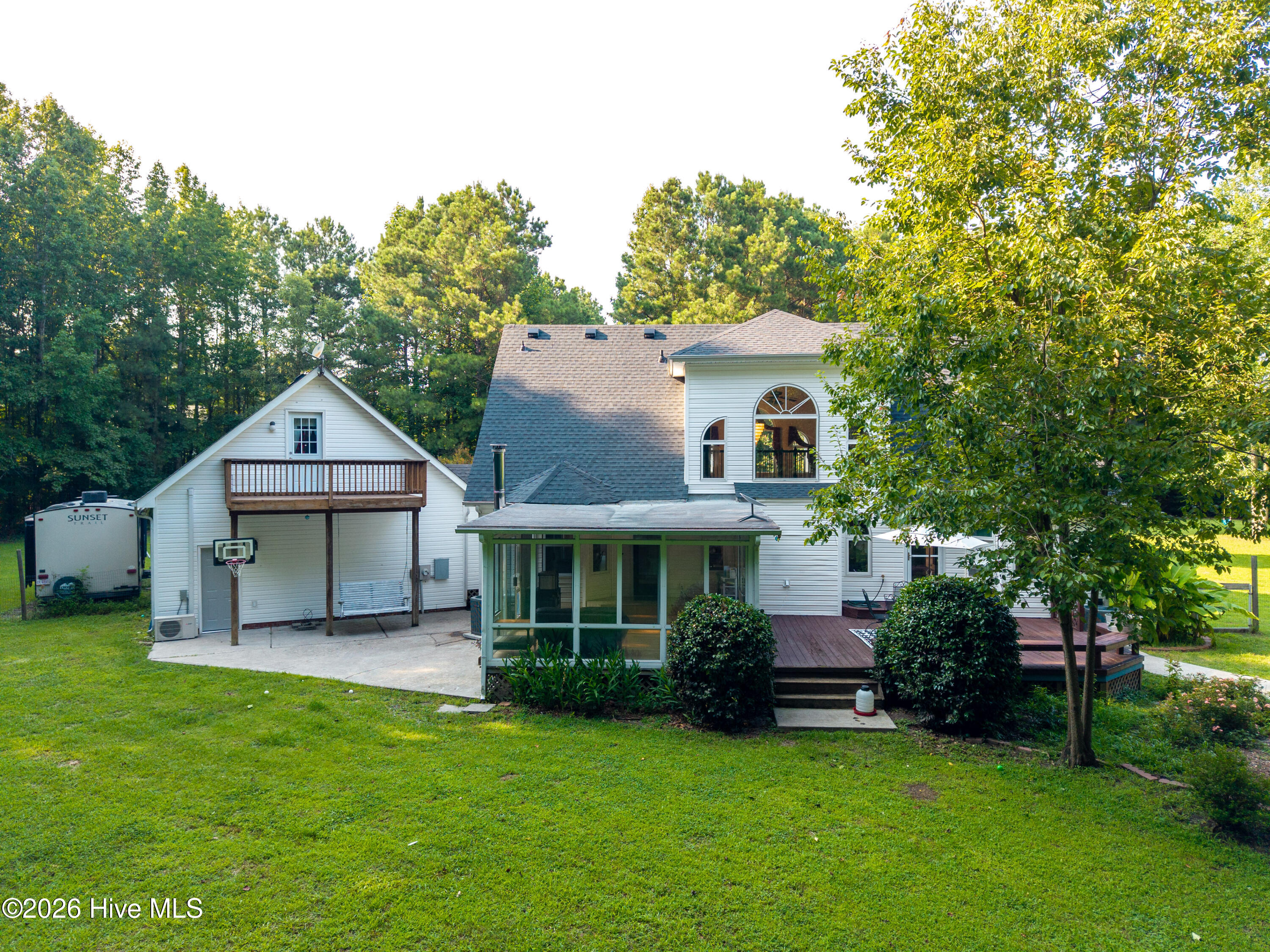 100 Cutter Lane Property Photo 39