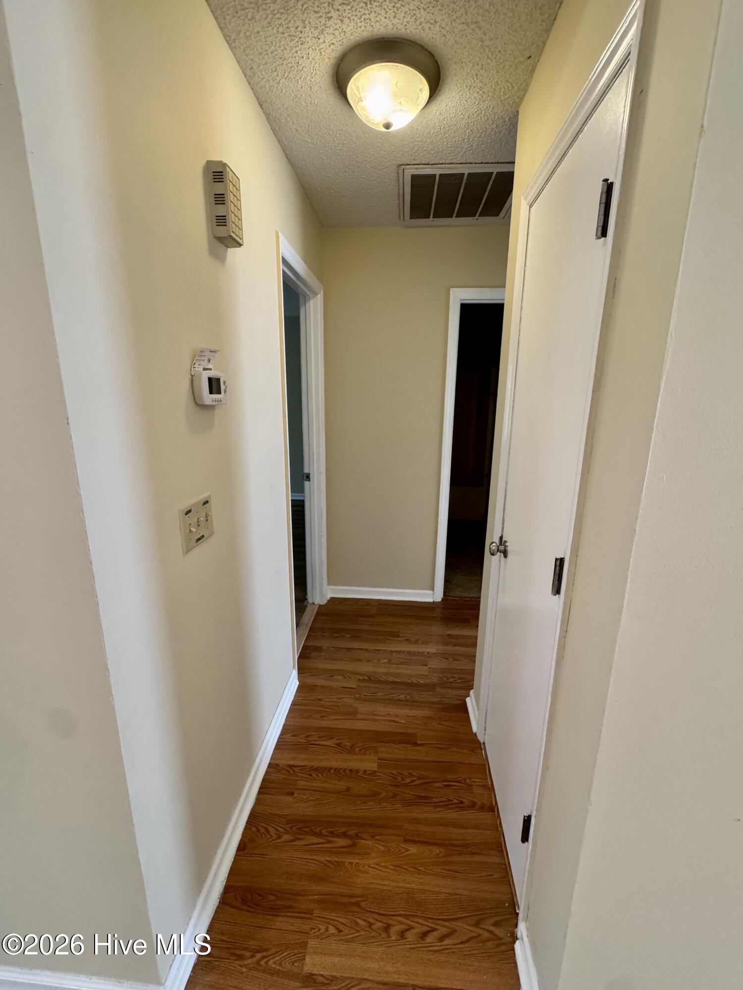 2107 E 3rd Street B Property Photo 5