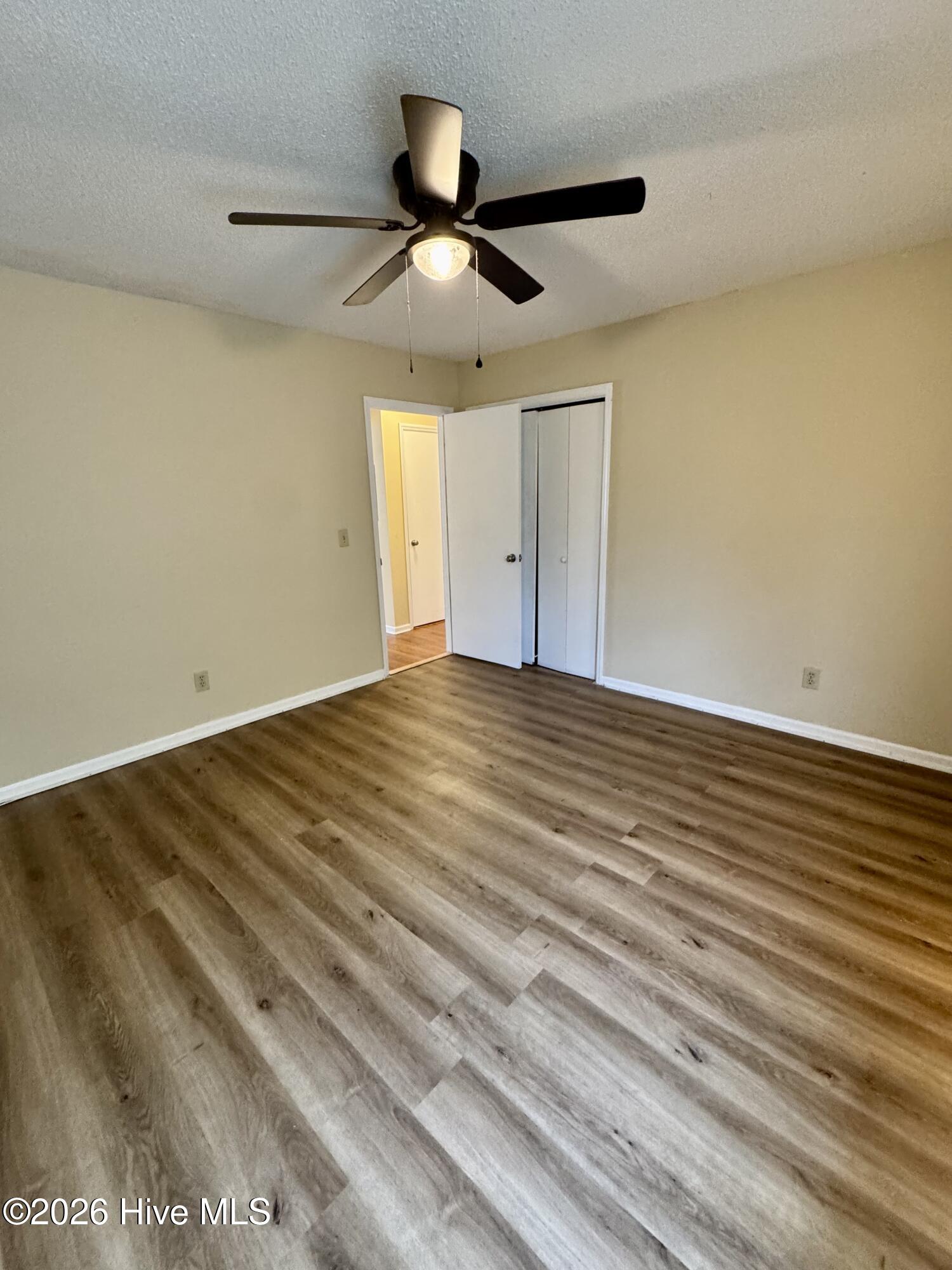 2107 E 3rd Street B Property Photo 9