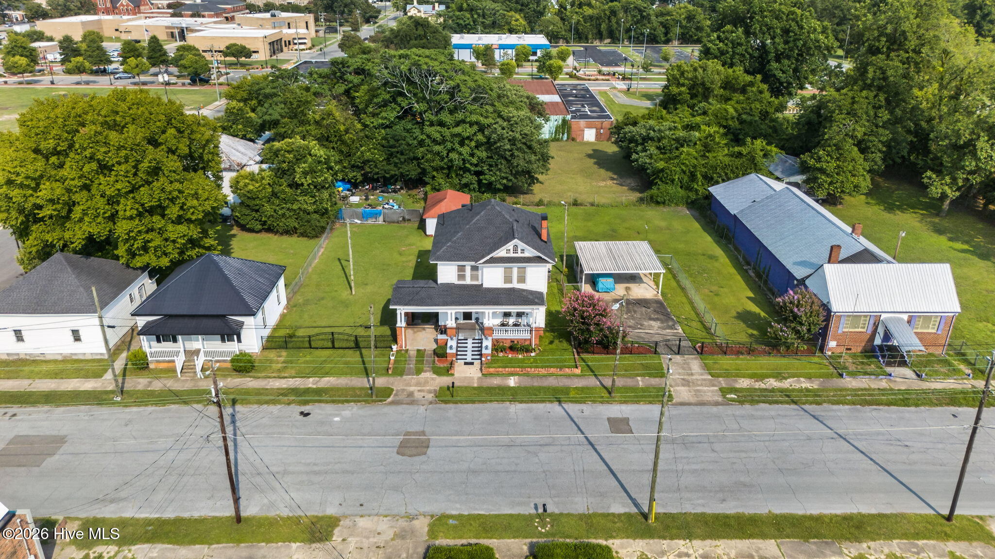 306 S James Street Property Photo 2