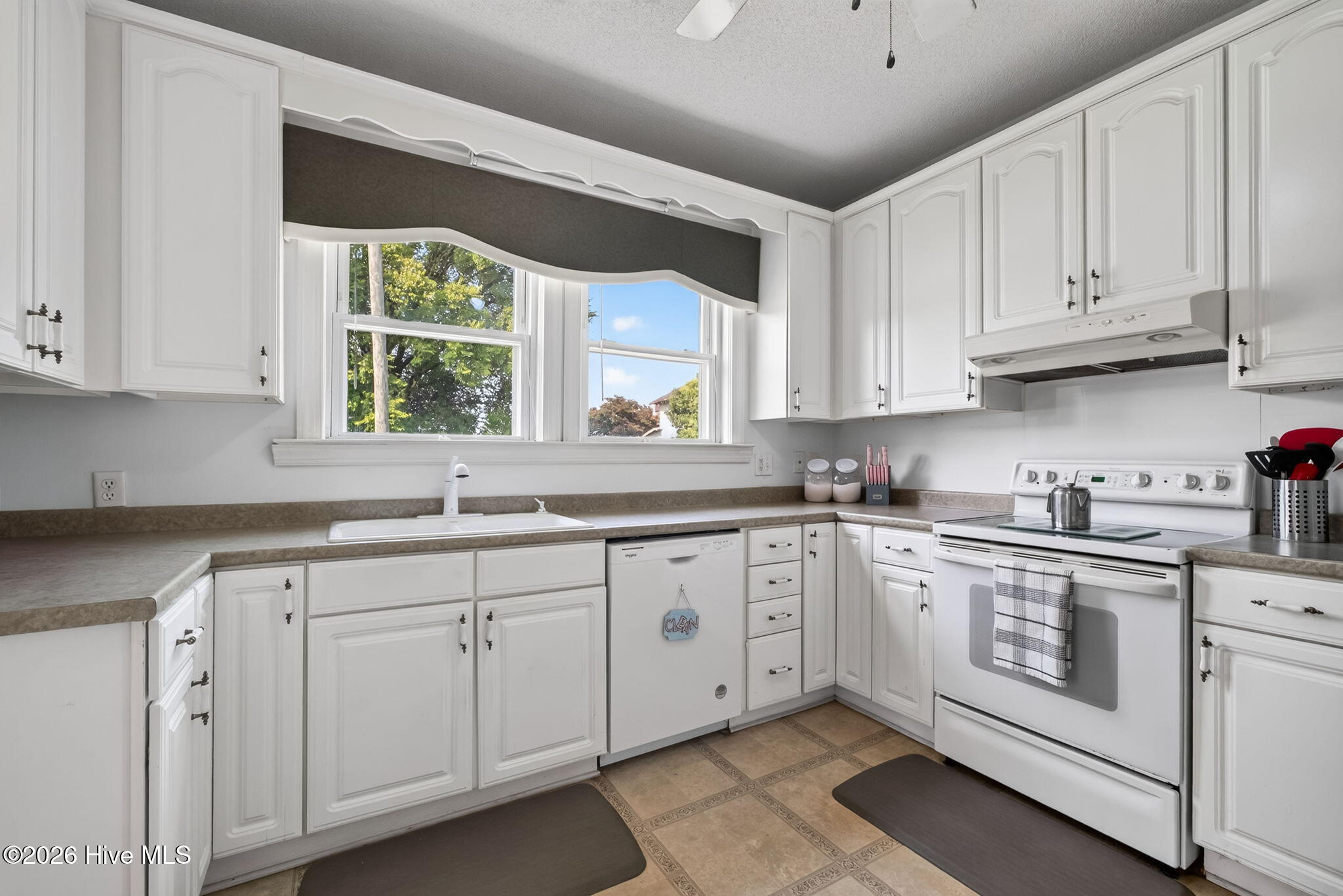 306 S James Street Property Photo 16