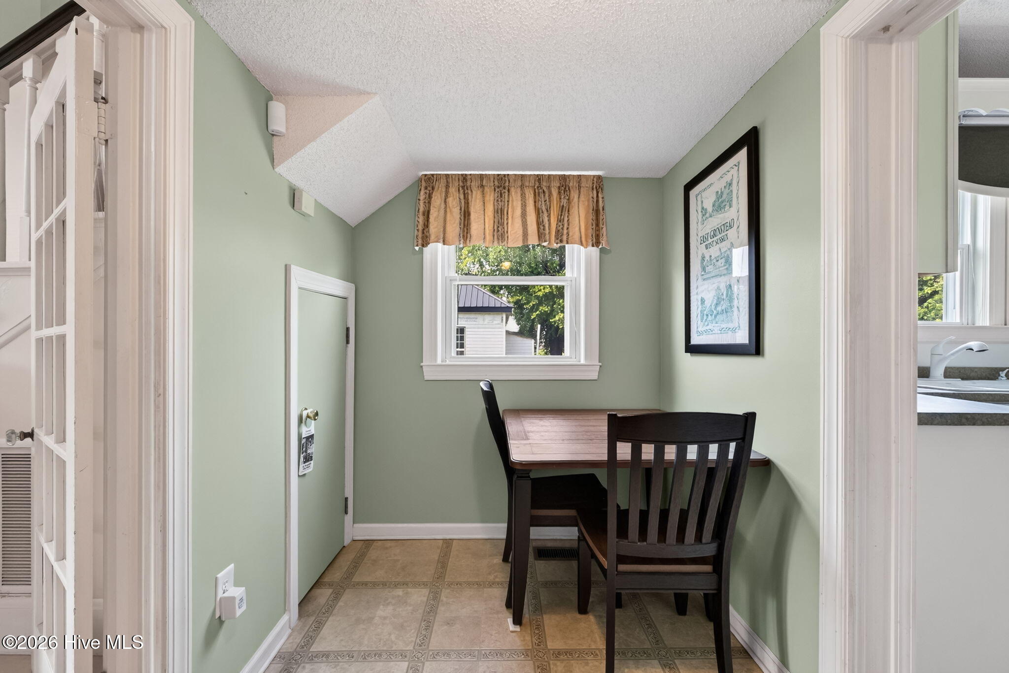 306 S James Street Property Photo 22