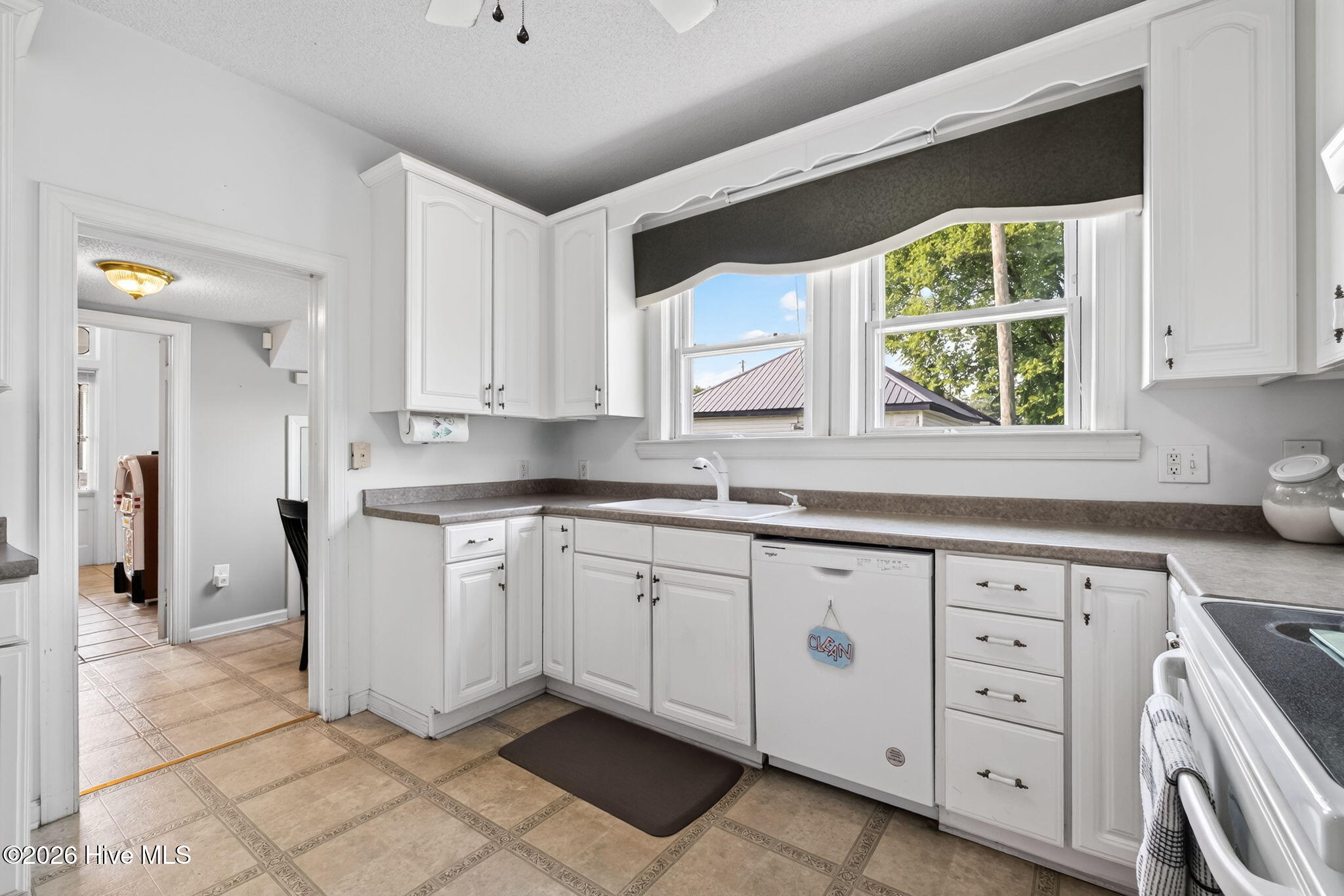 306 S James Street Property Photo 22