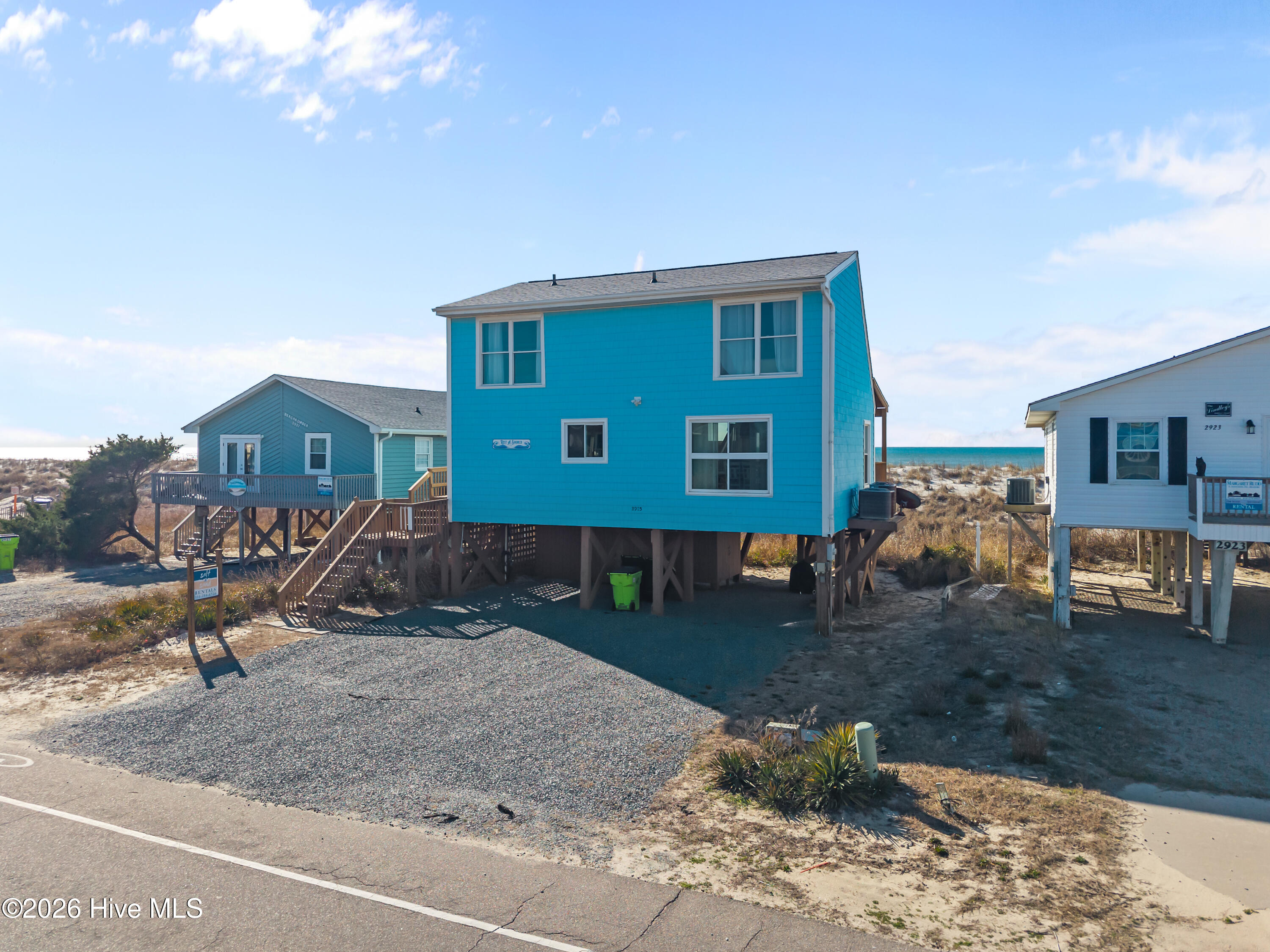 2925 E Beach Drive Property Photo 2