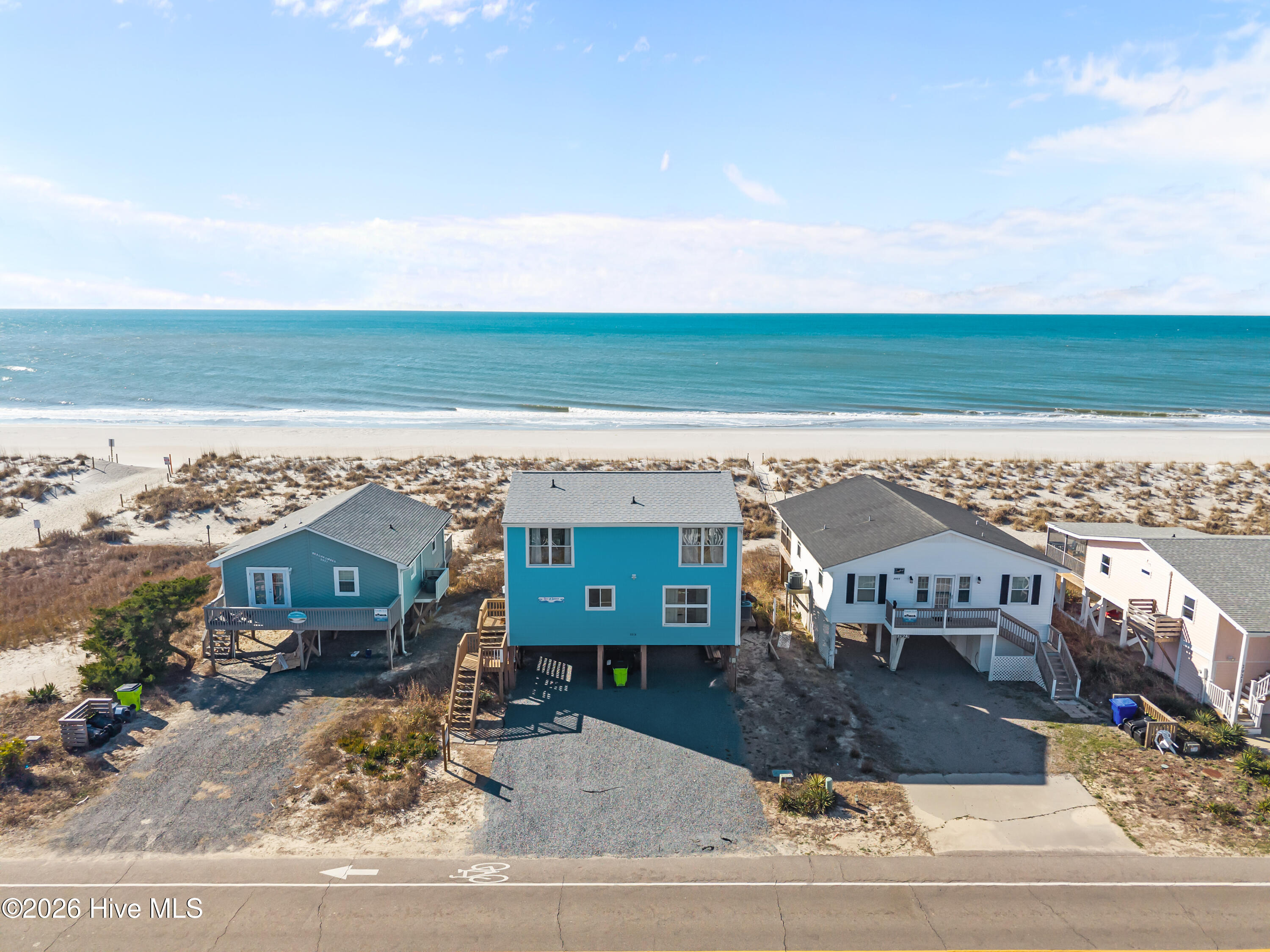 2925 E Beach Drive Property Photo 3