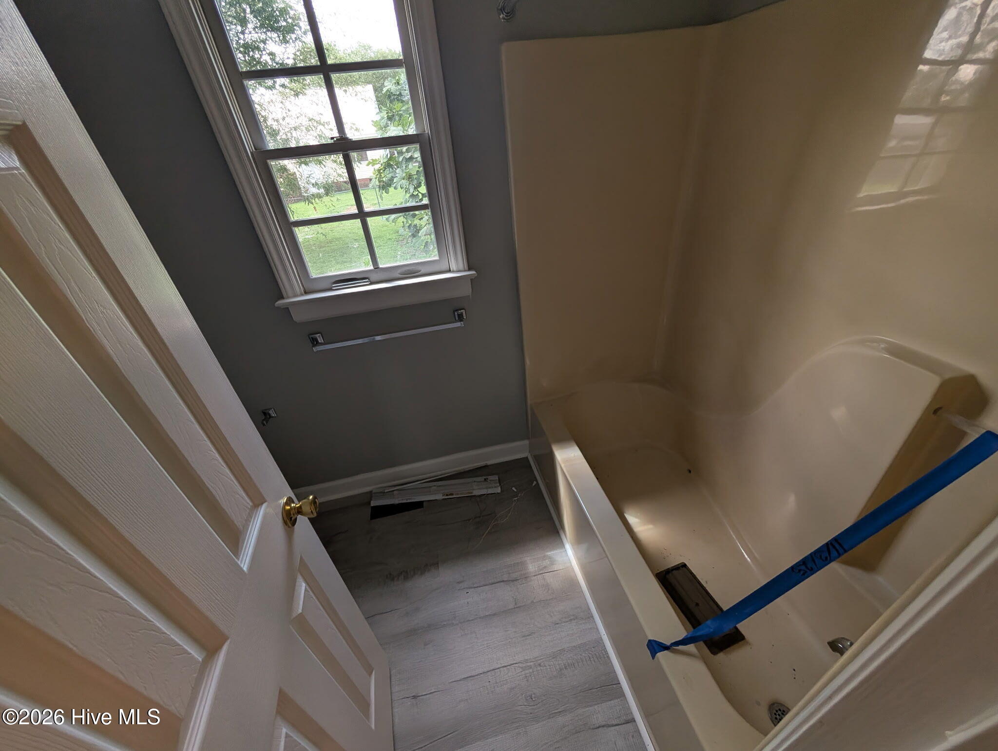 2302 Fitch Drive E Property Photo 9