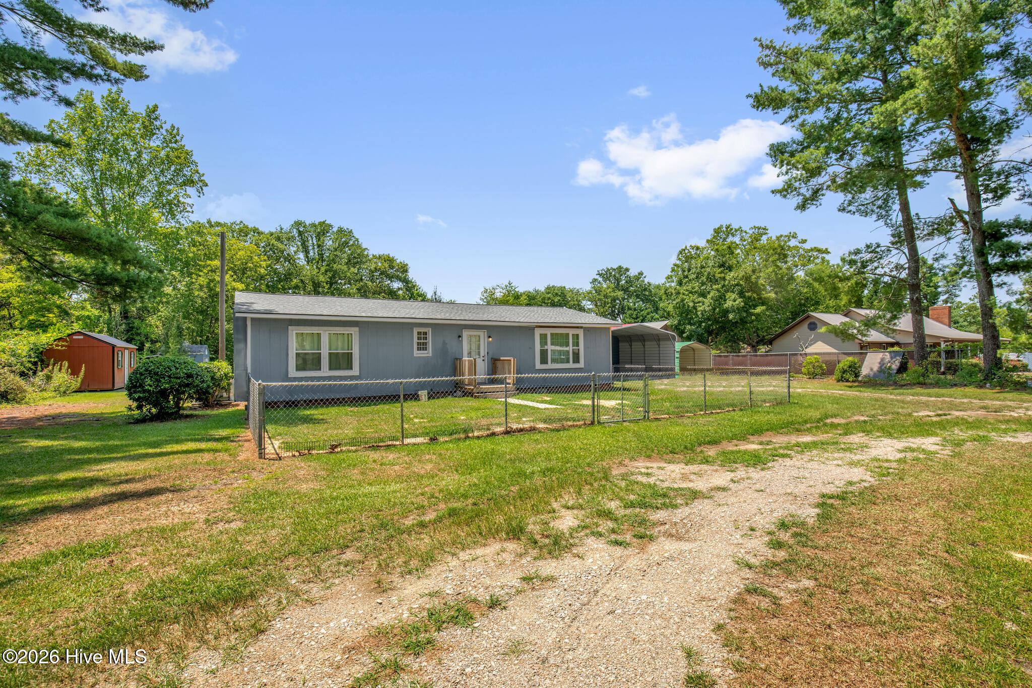 157 Flat Rock Lane Property Photo 3