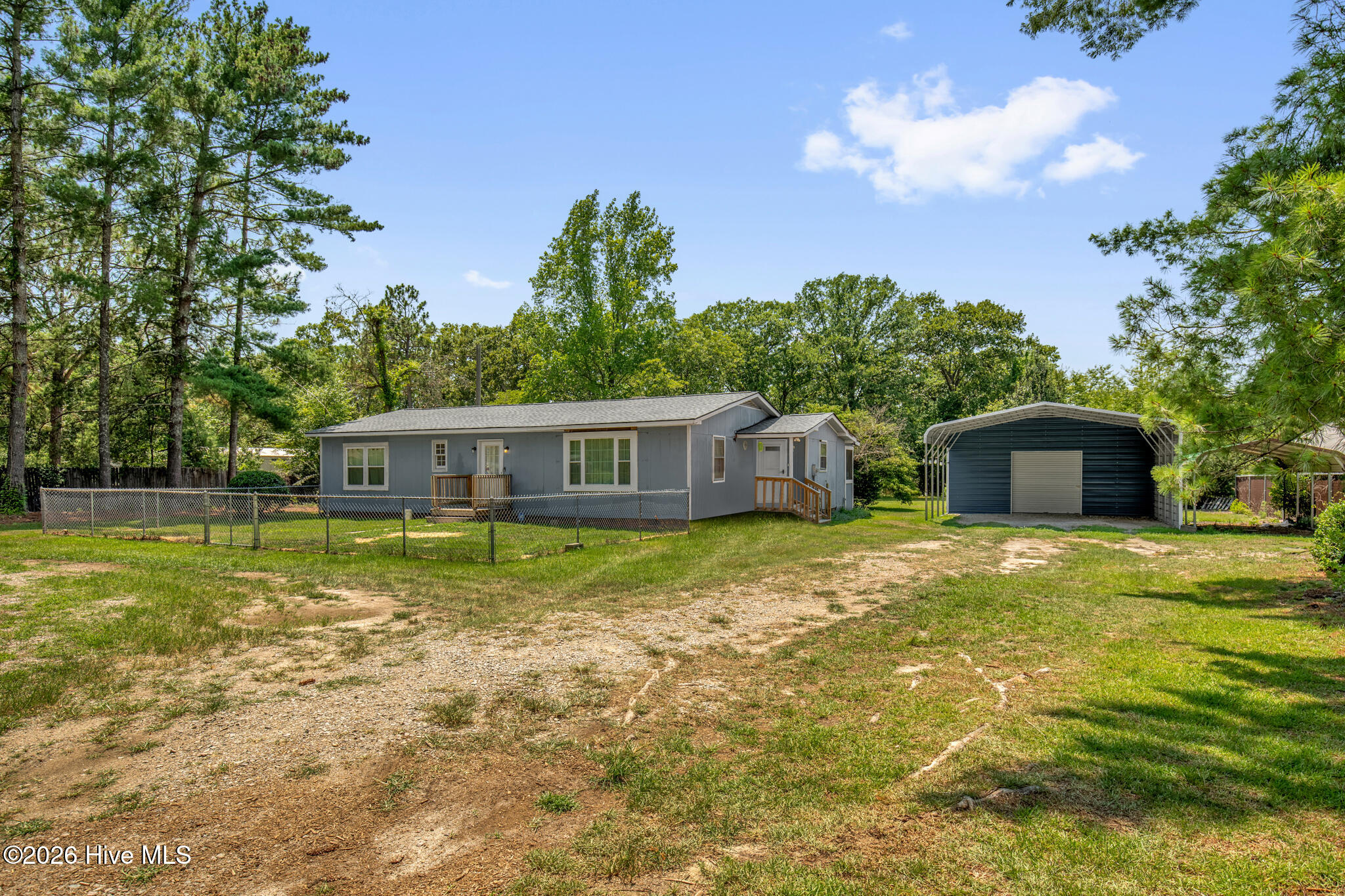 157 Flat Rock Lane Property Photo 4