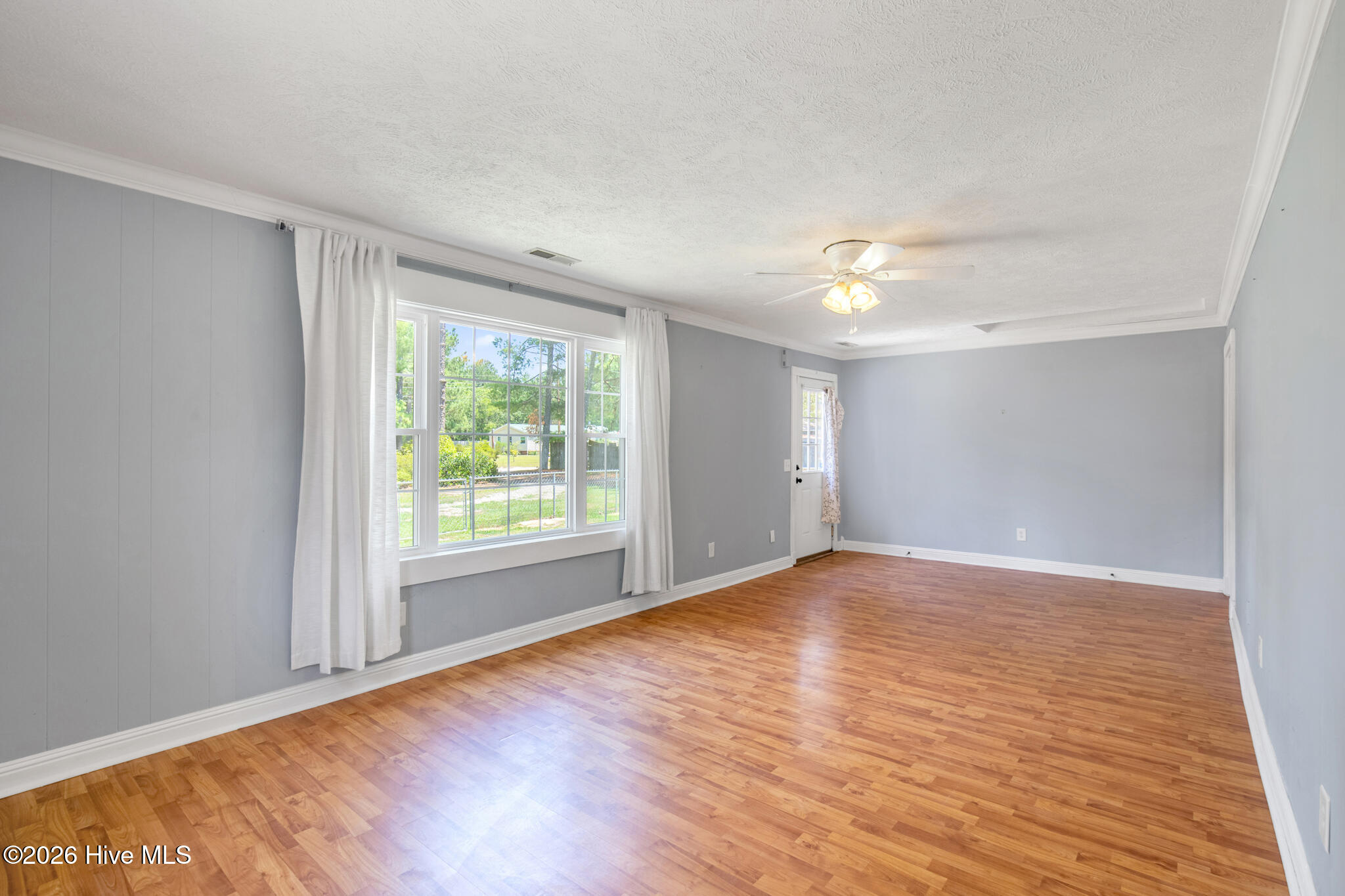 157 Flat Rock Lane Property Photo 7