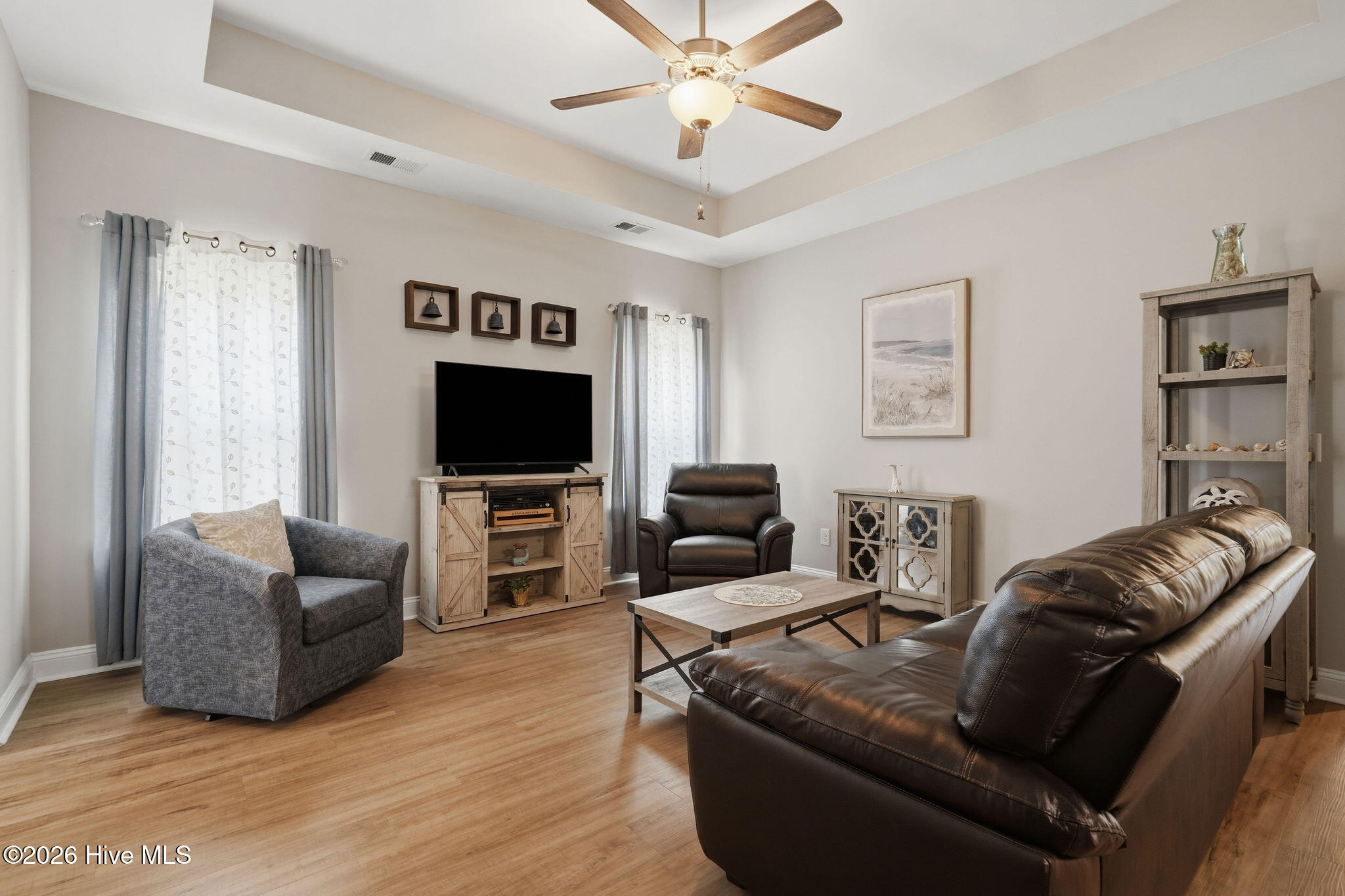7605 Privateer Loop Property Photo 9