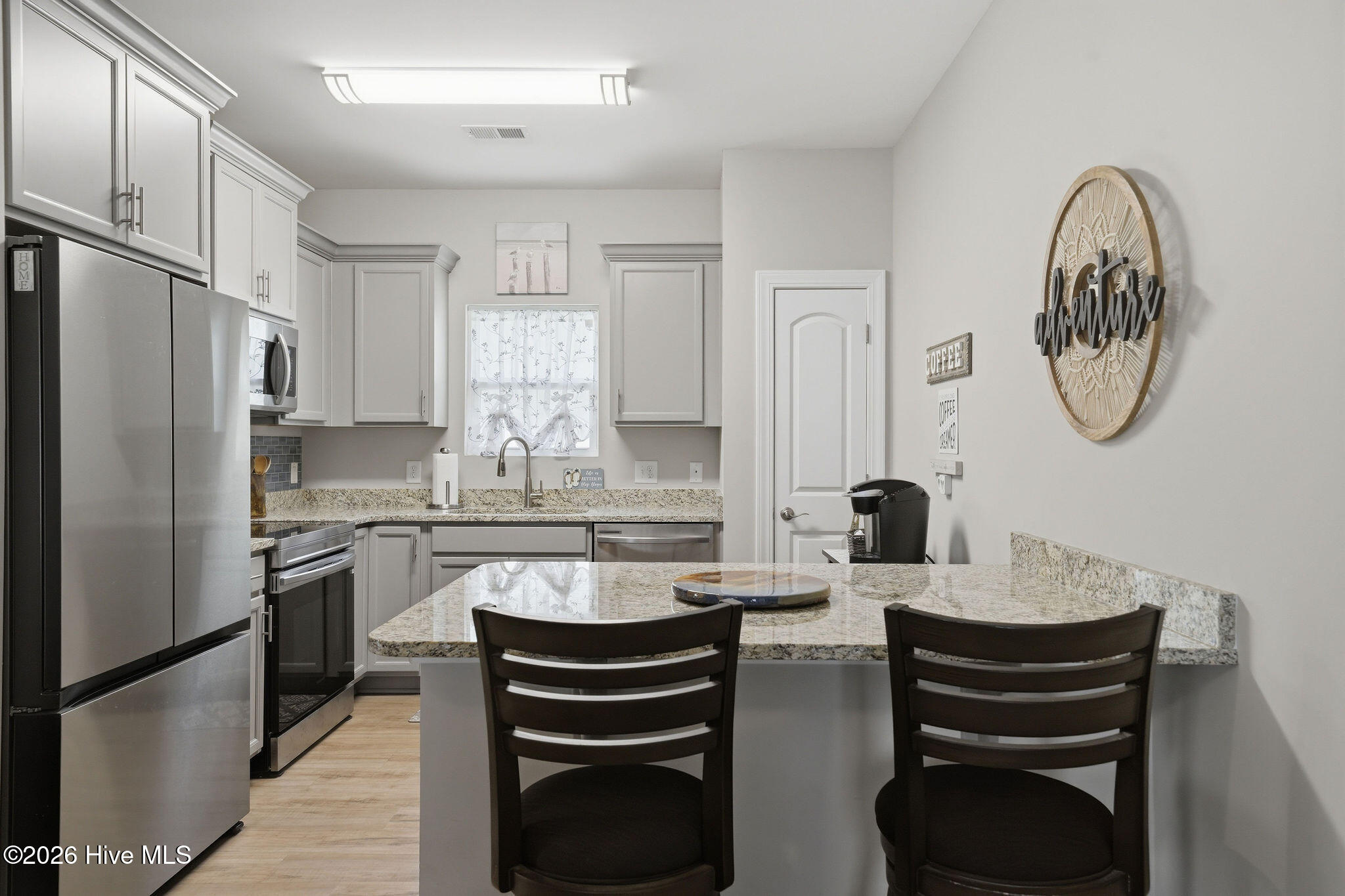 7605 Privateer Loop Property Photo 12