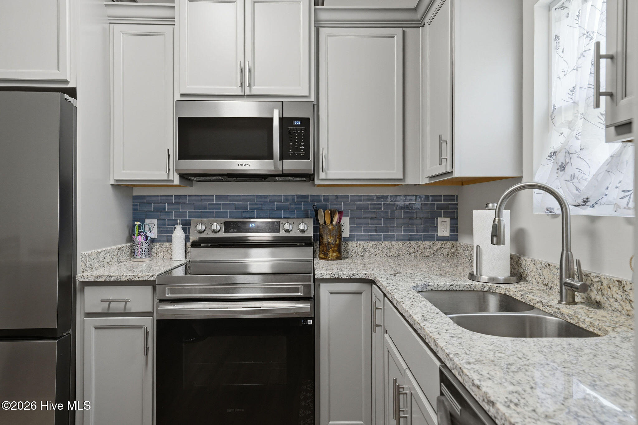 7605 Privateer Loop Property Photo 14