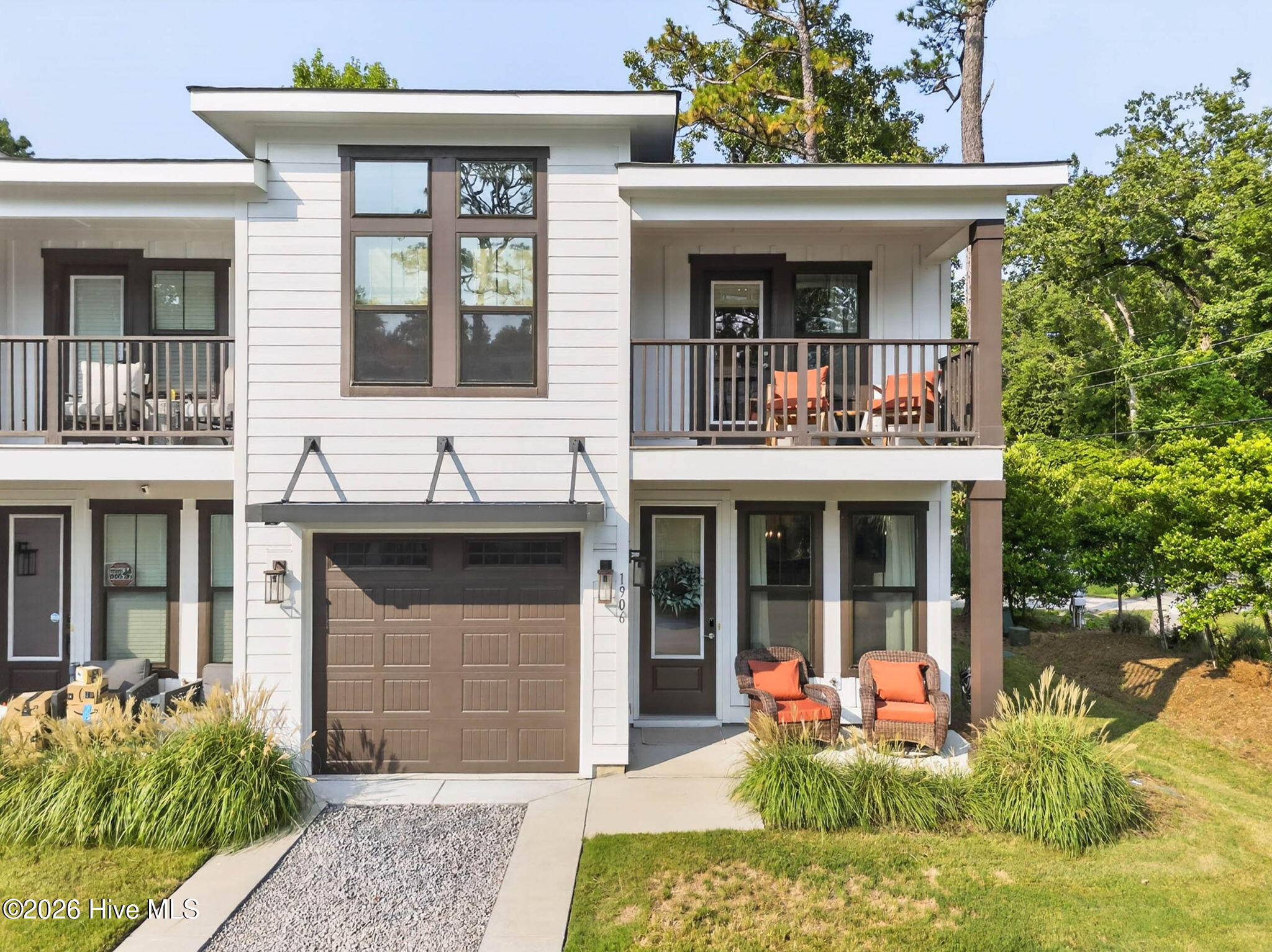 1906 Seacottage Way 8