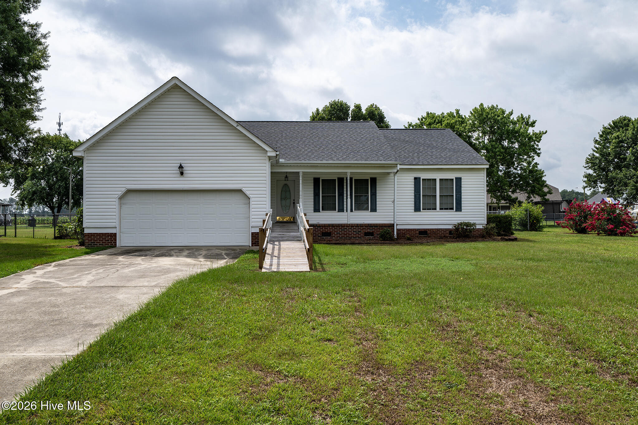 104 Trawick Drive Property Photo 5
