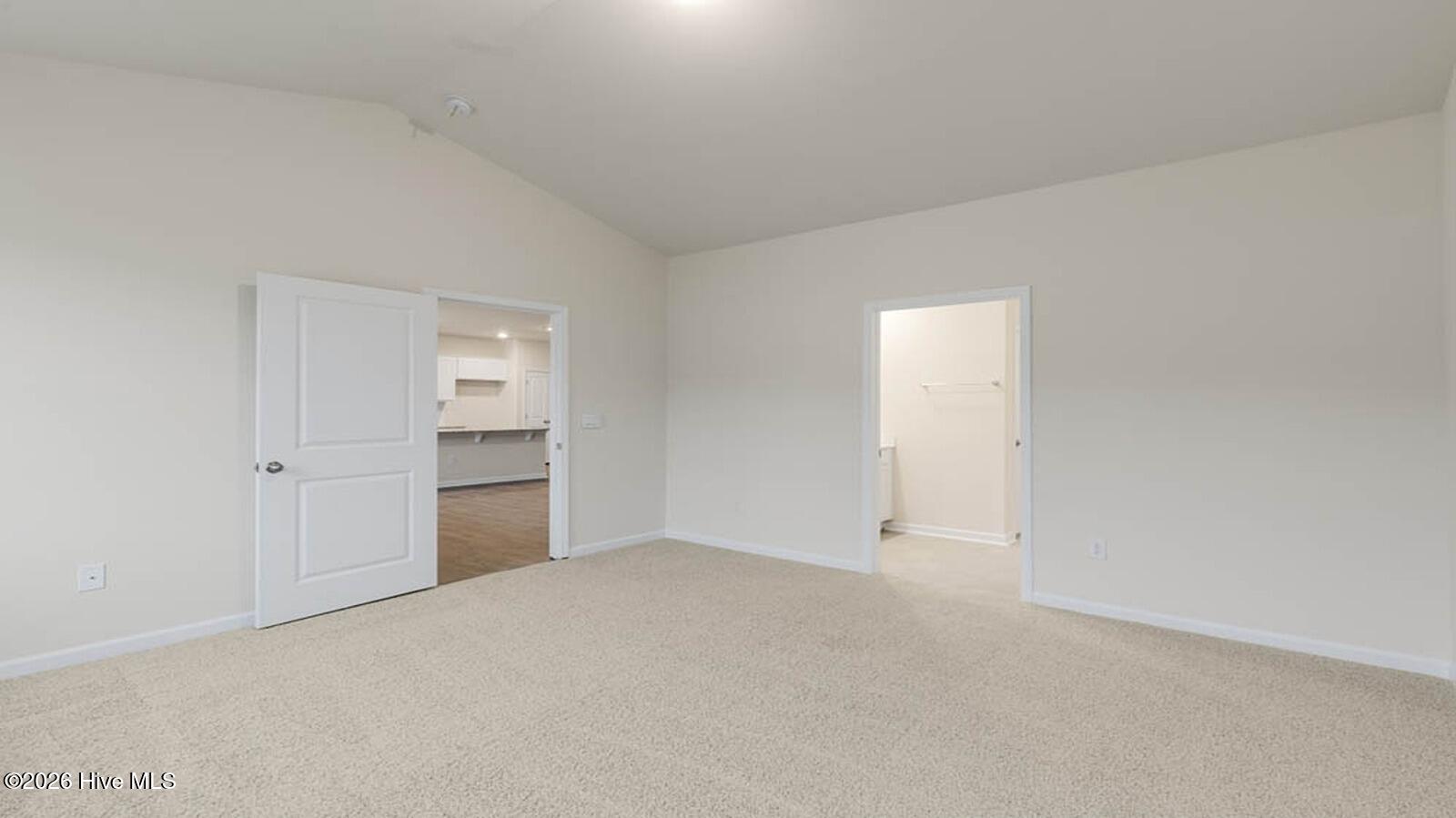 1094 Aviator Lane Property Photo 22