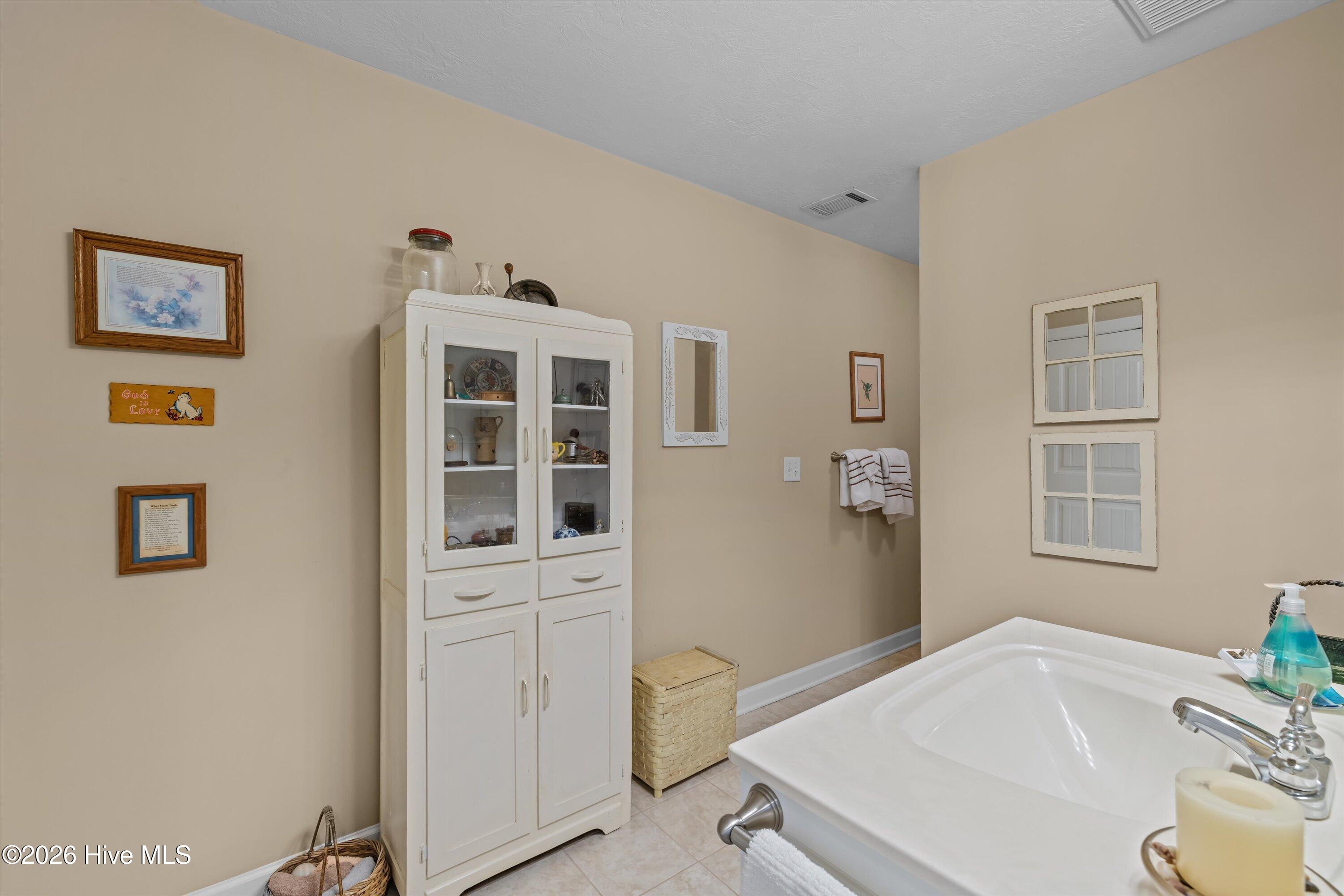 355 Connor Circle Property Photo 36